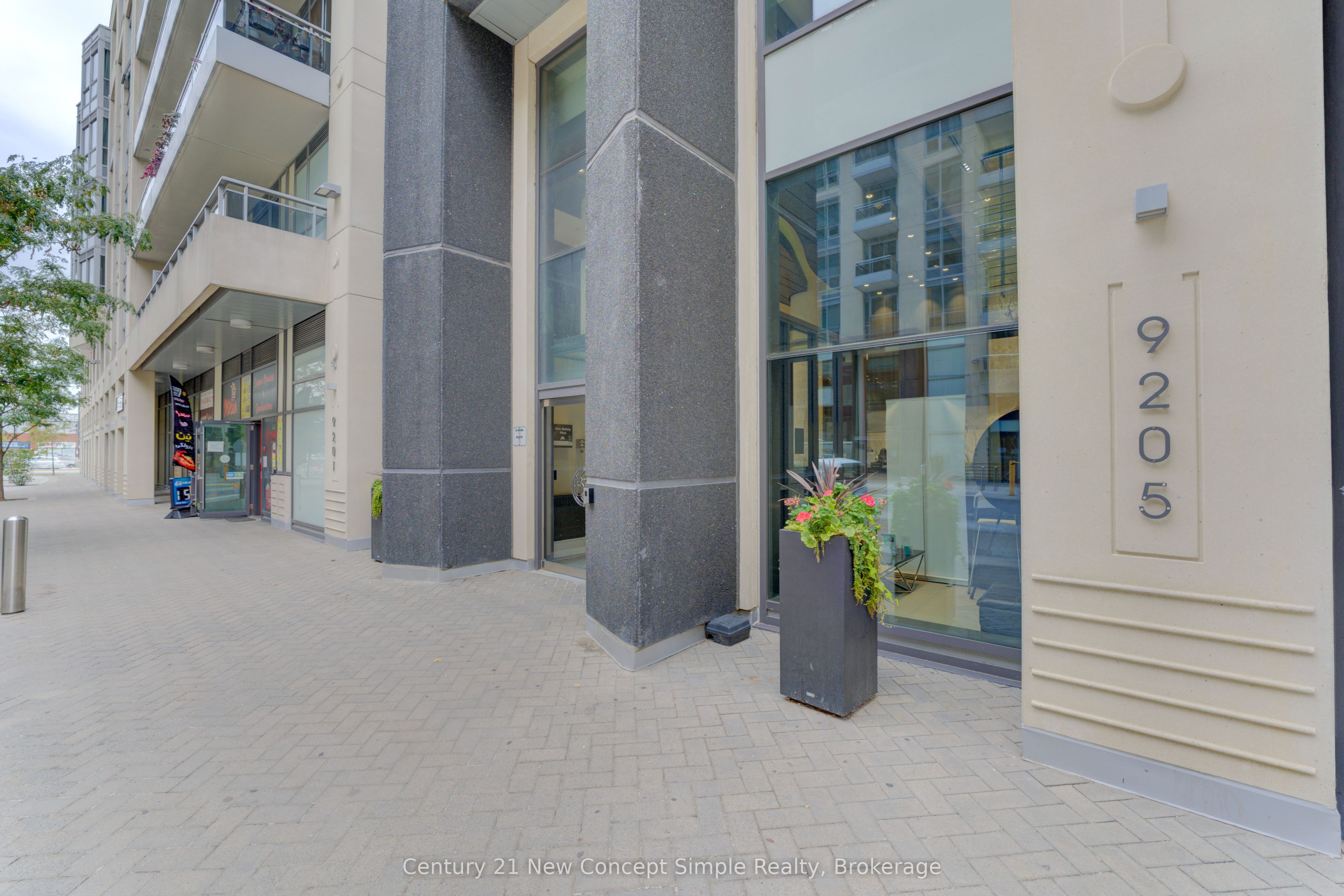 9205 Yonge Street 210 Property Photo 29