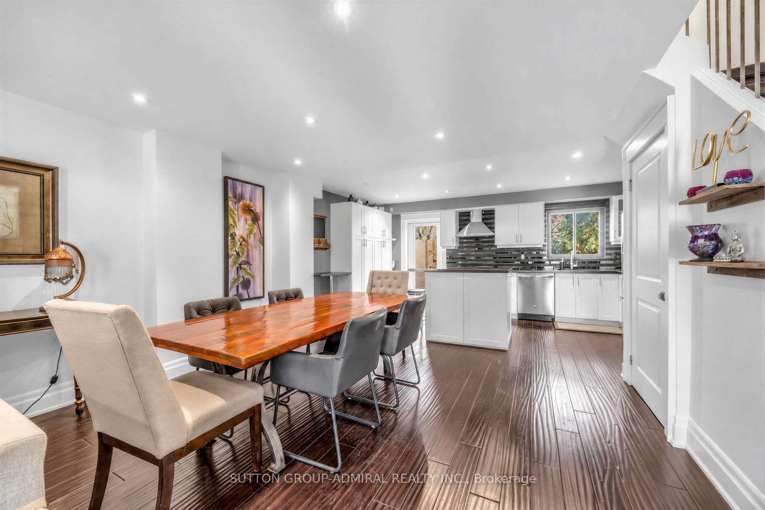 18 Riviera Drive Property Photo 8