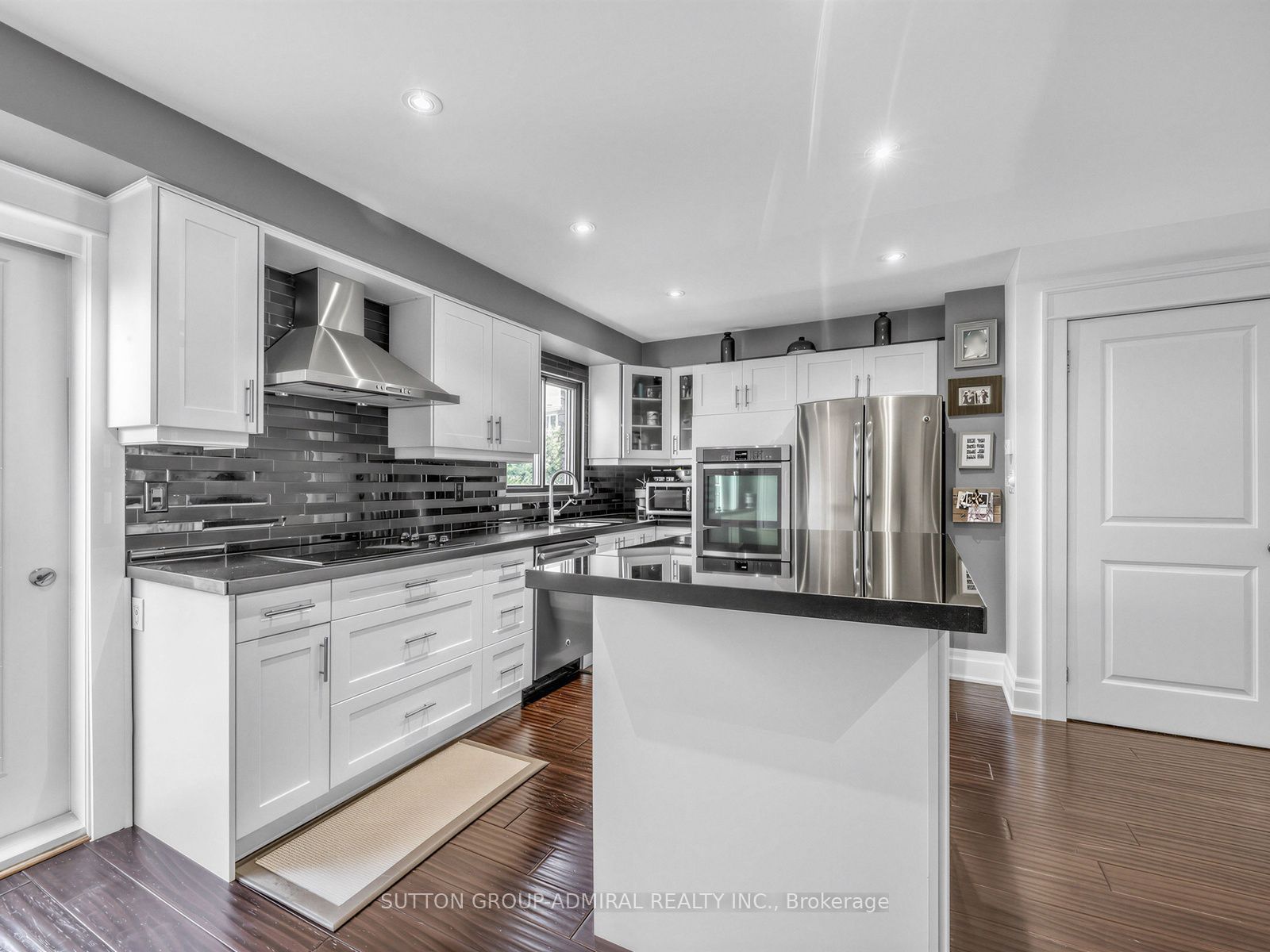 18 Riviera Drive Property Photo 12