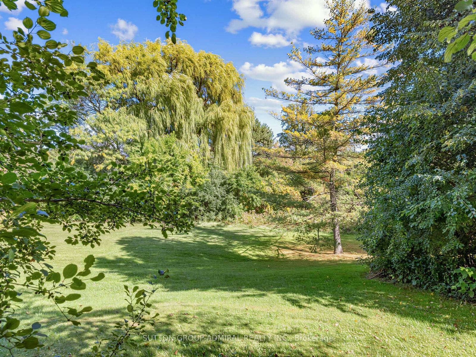 18 Riviera Drive Property Photo 19