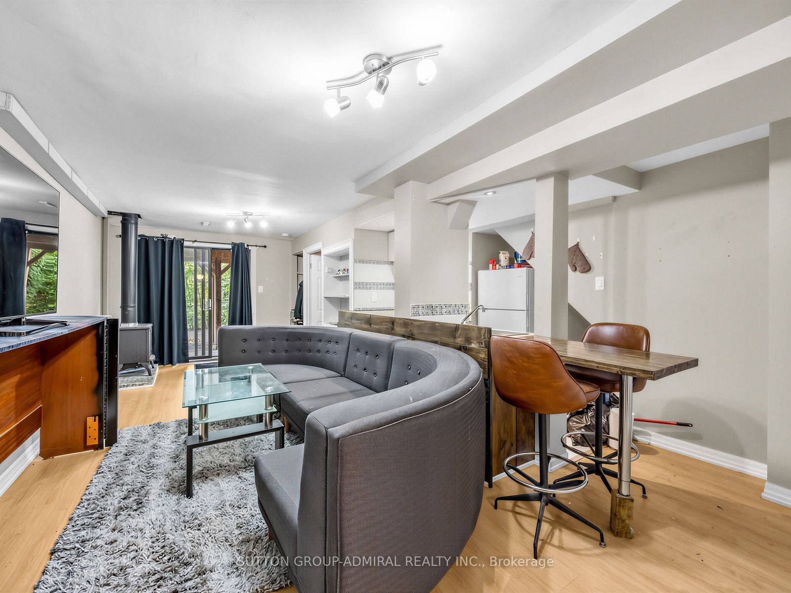 18 Riviera Drive Property Photo 28
