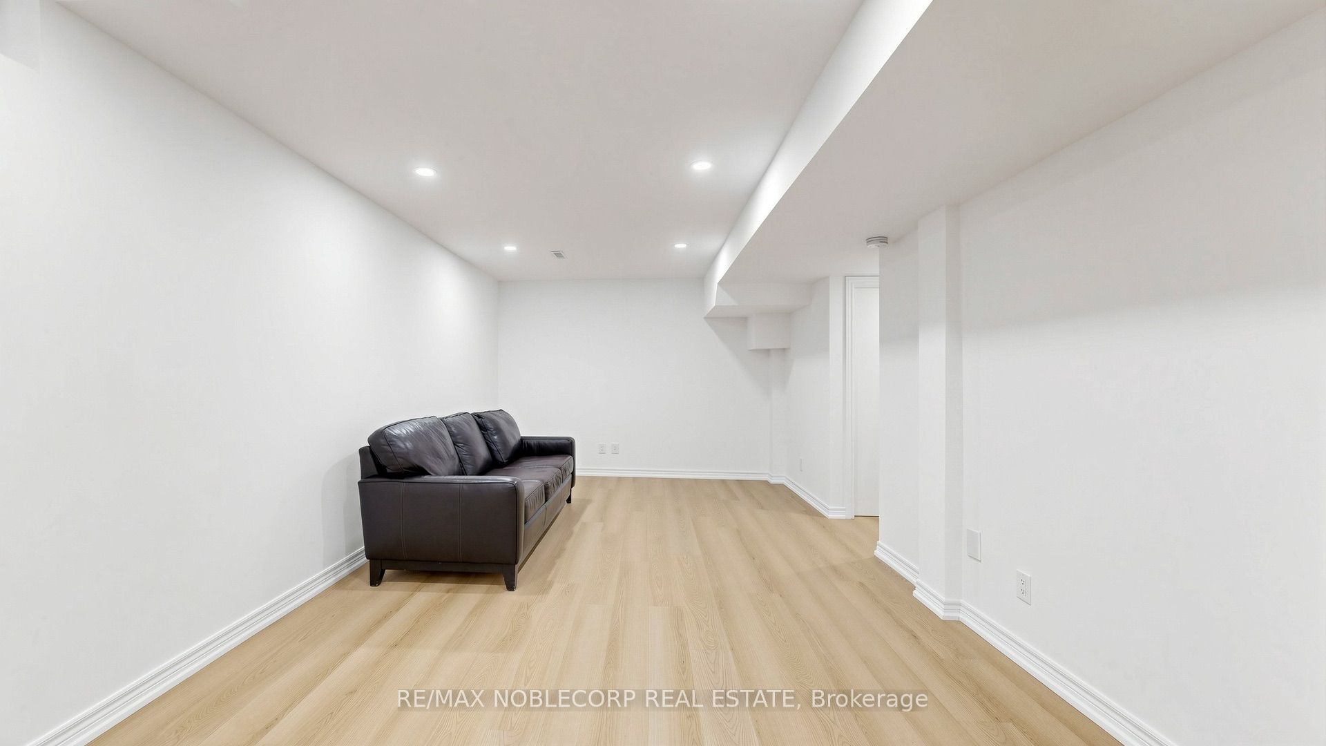 103 Longhouse Street Lower Property Photo 9