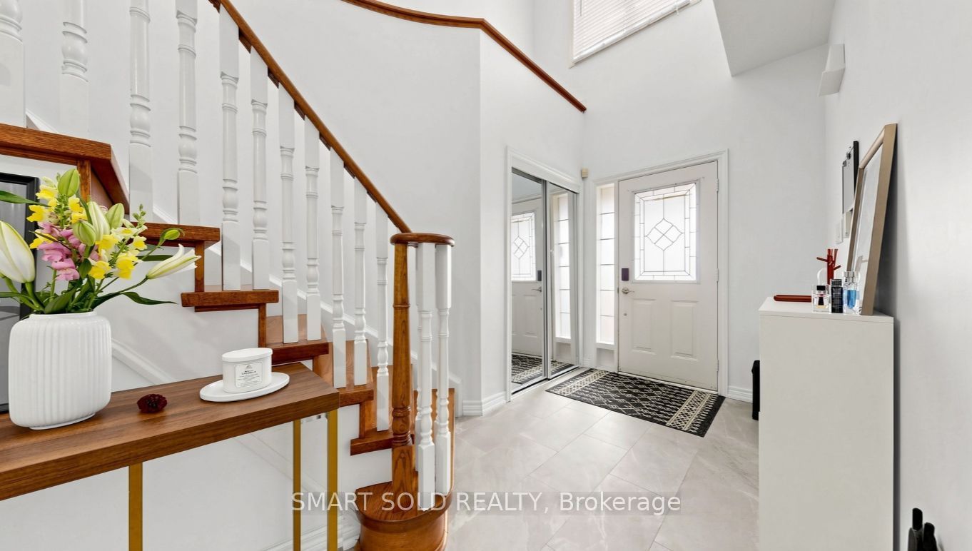 6 Kinney Gate Property Photo 5