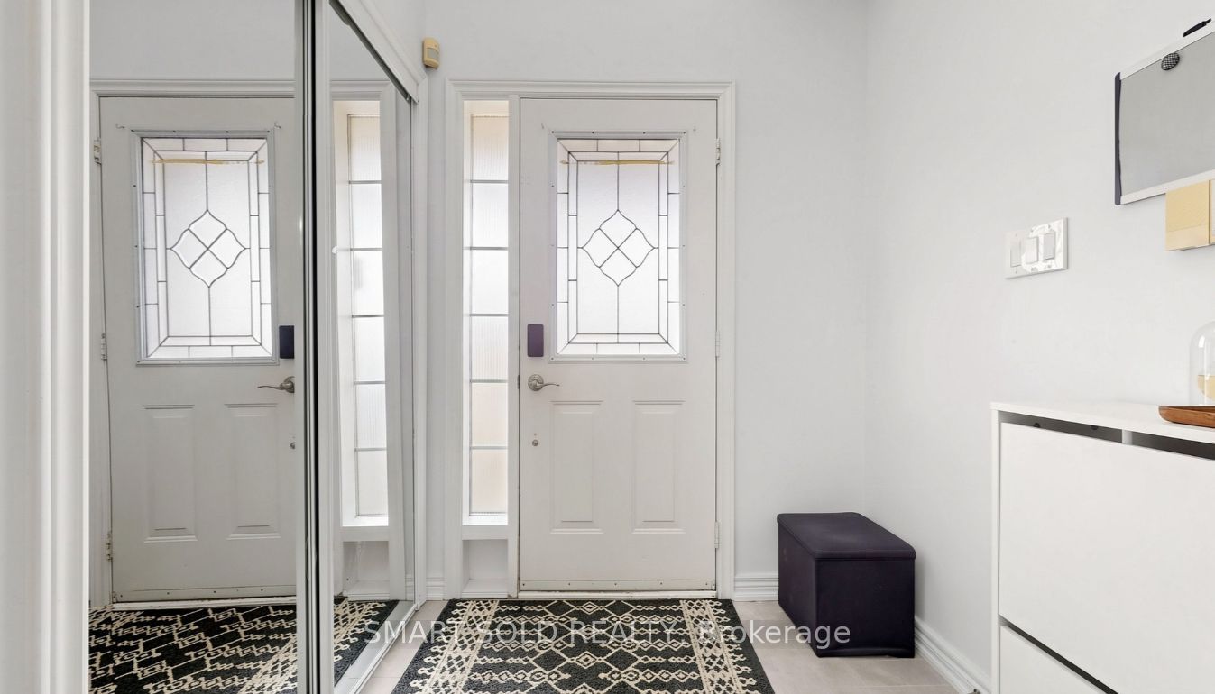 6 Kinney Gate Property Photo 6
