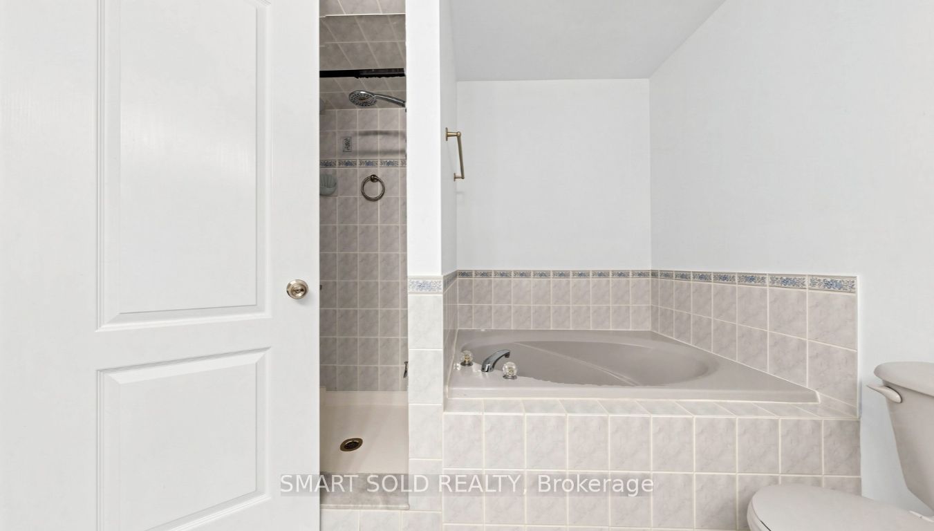 6 Kinney Gate Property Photo 31