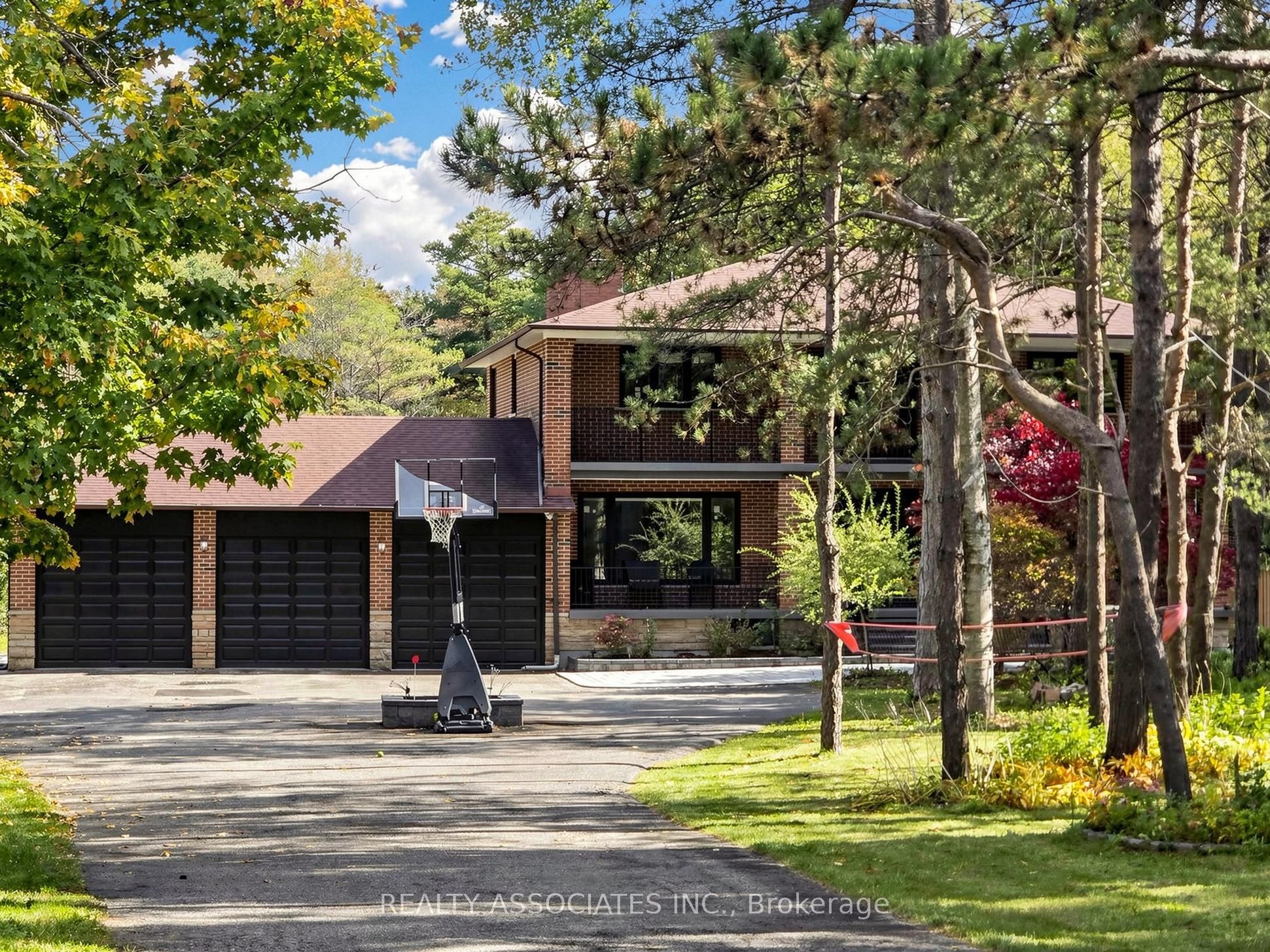 16671 48 Highway Property Photo 3