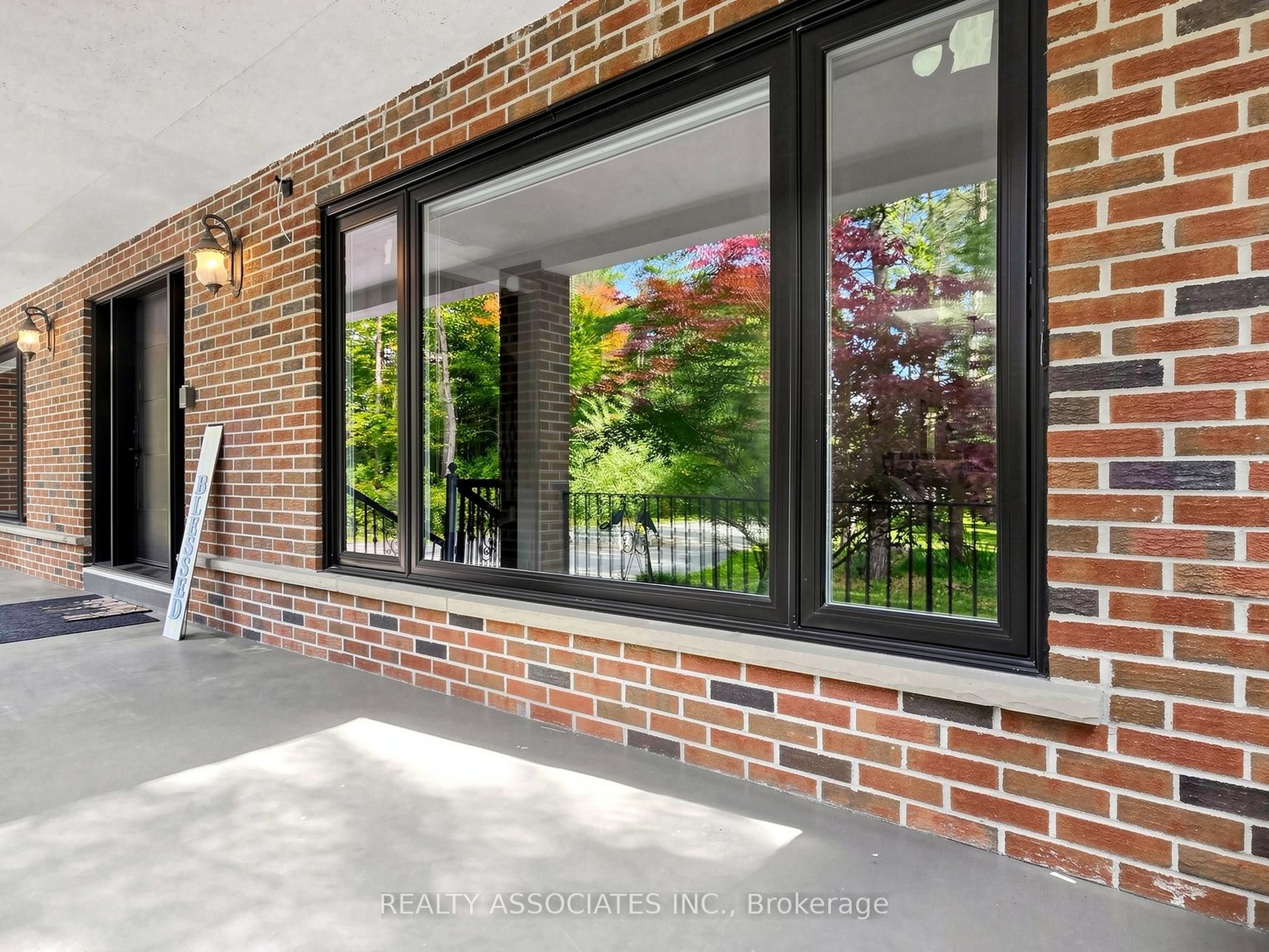 16671 48 Highway Property Photo 6