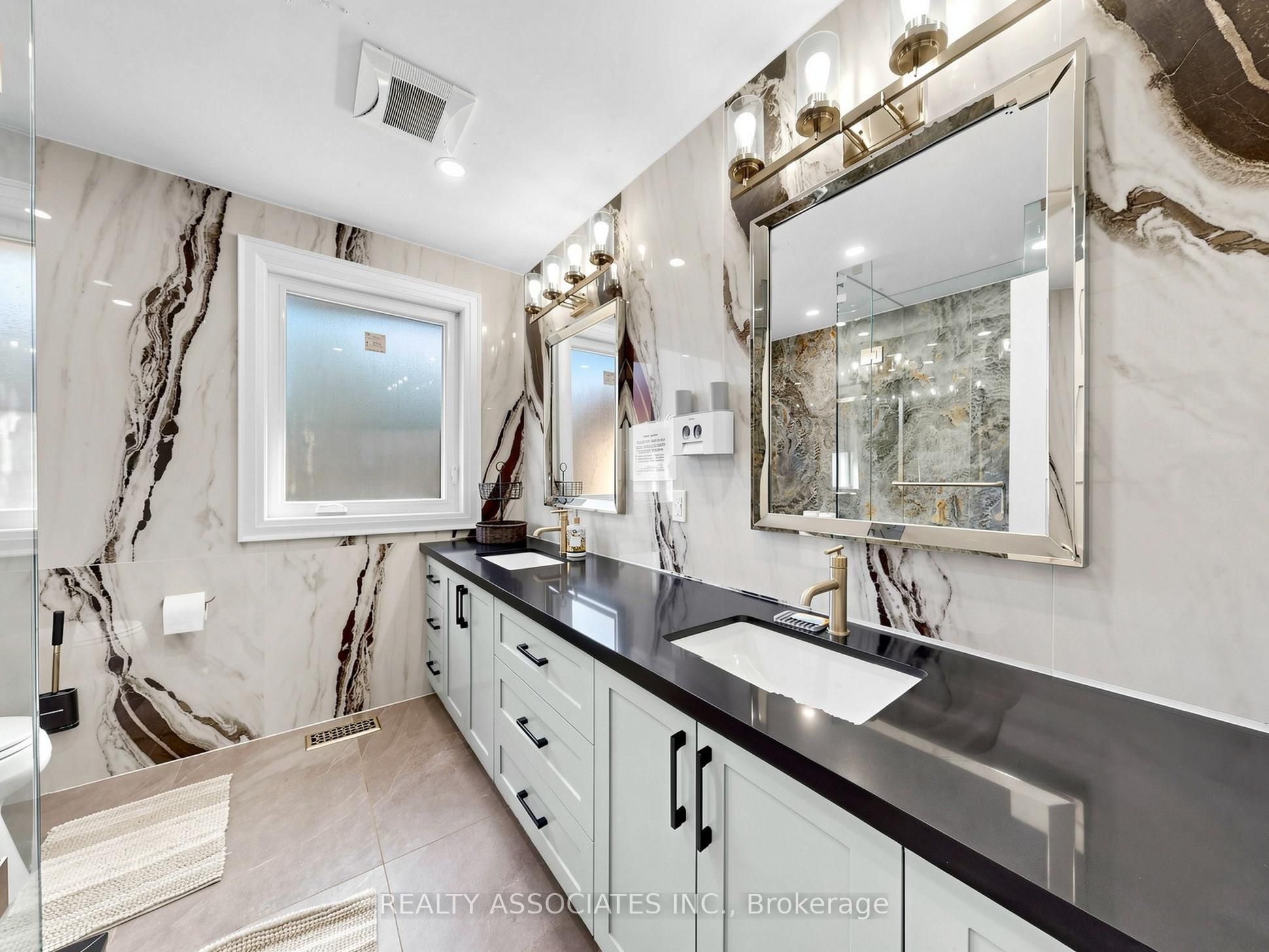 16671 48 Highway Property Photo 31