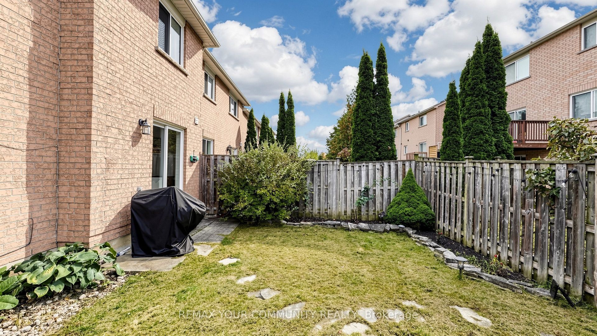 79 Red River Crescent Property Photo 41