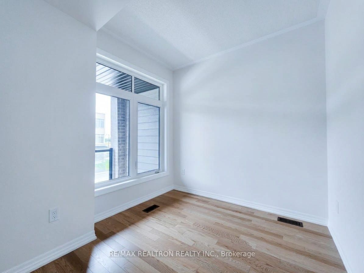 340 Capella Street Property Photo 14
