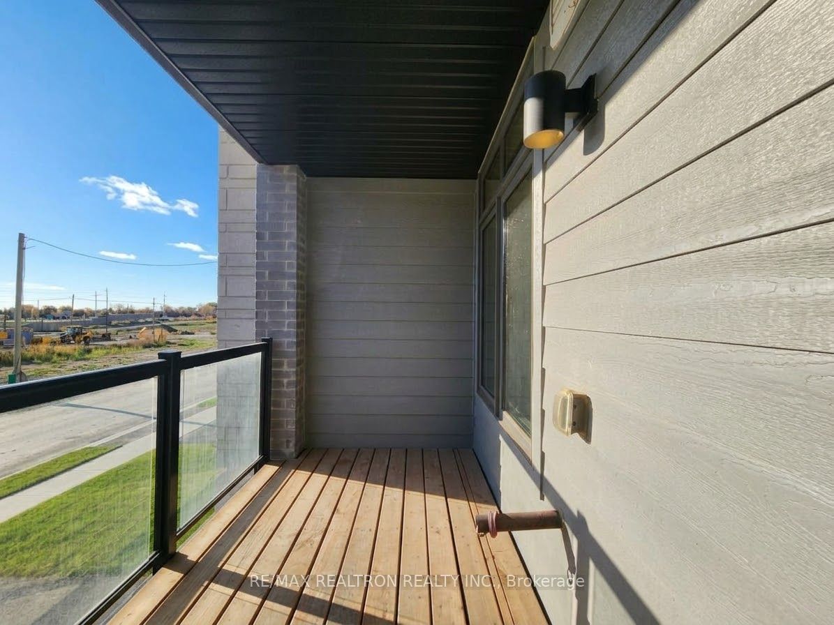 340 Capella Street Property Photo 16