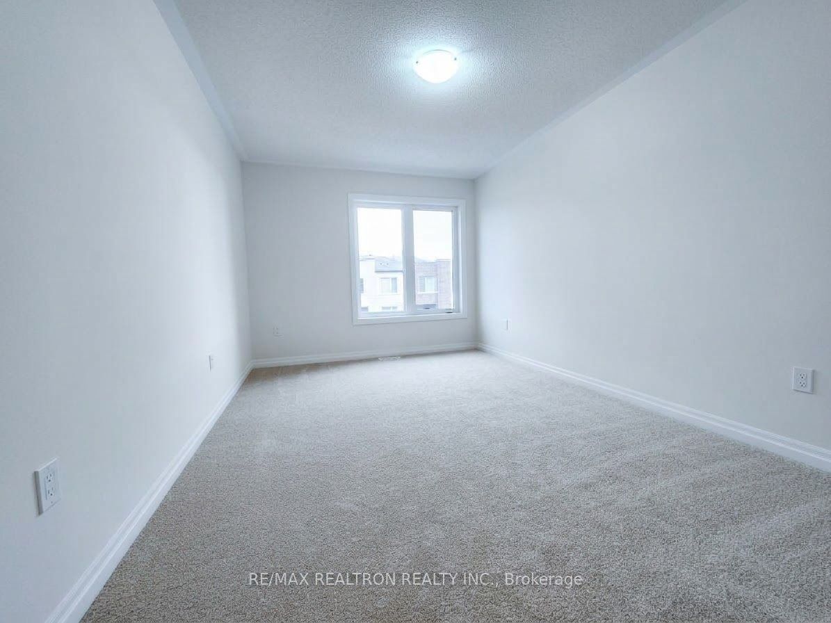 340 Capella Street Property Photo 18