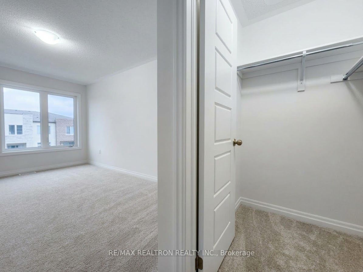 340 Capella Street Property Photo 19