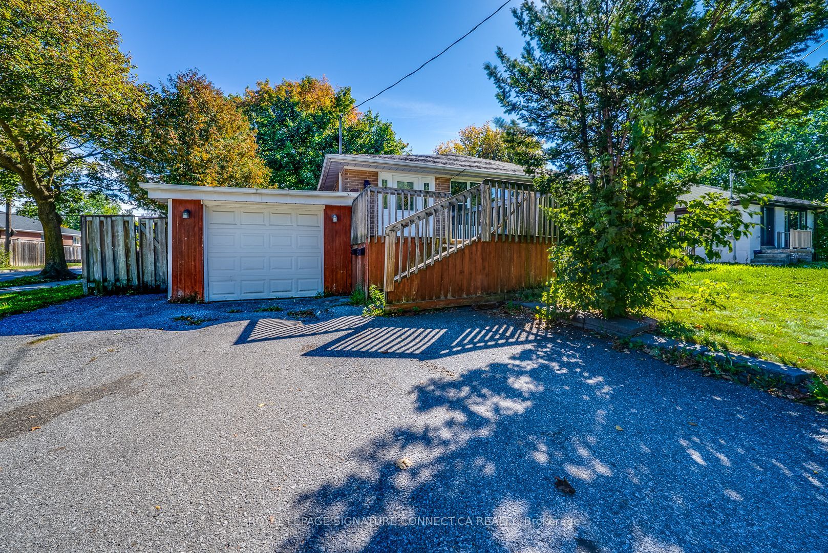 166 Cherrywood Drive Upper Level Property Photo 4