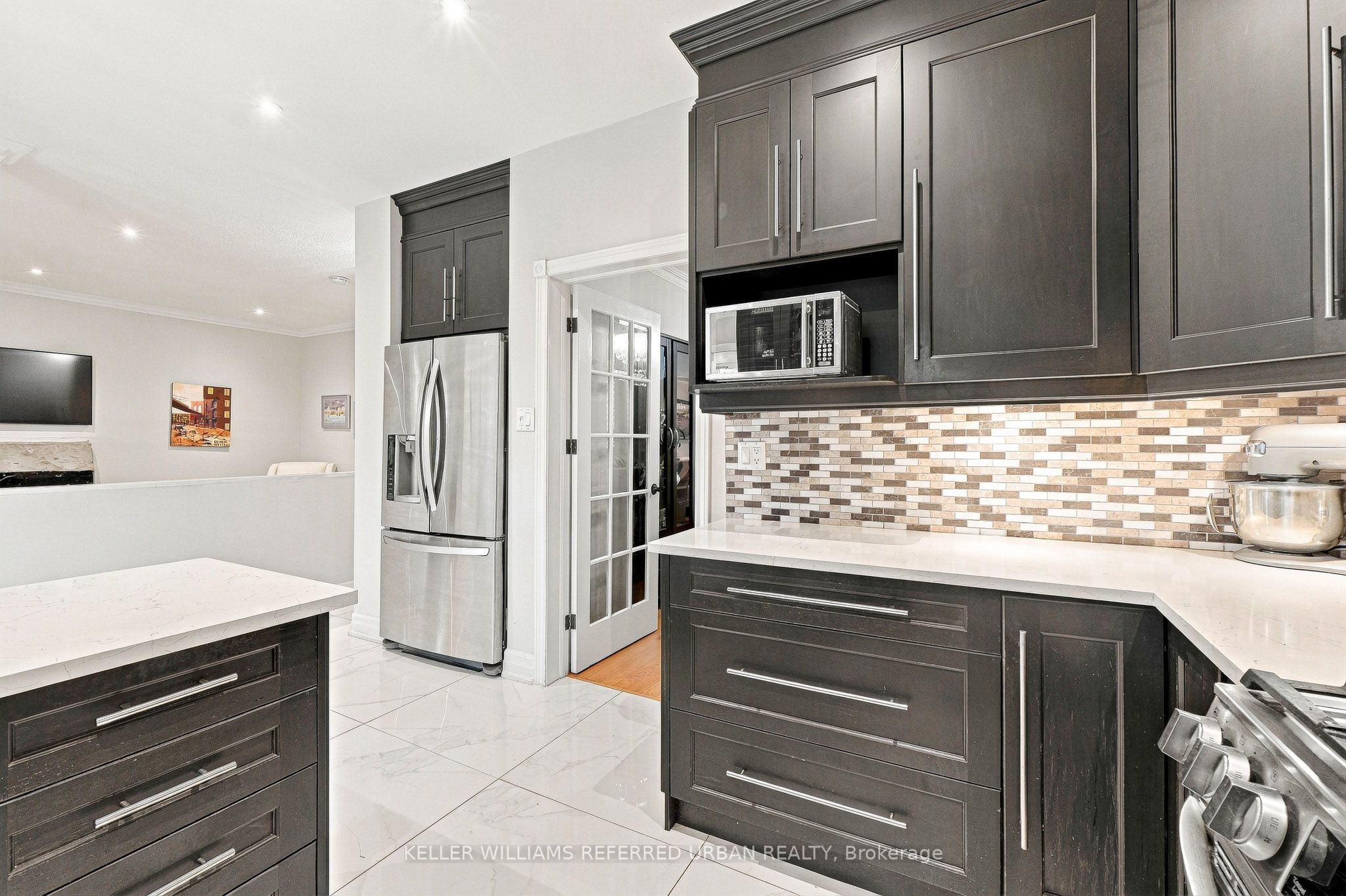 63 Oatlands Crescent Property Photo 12