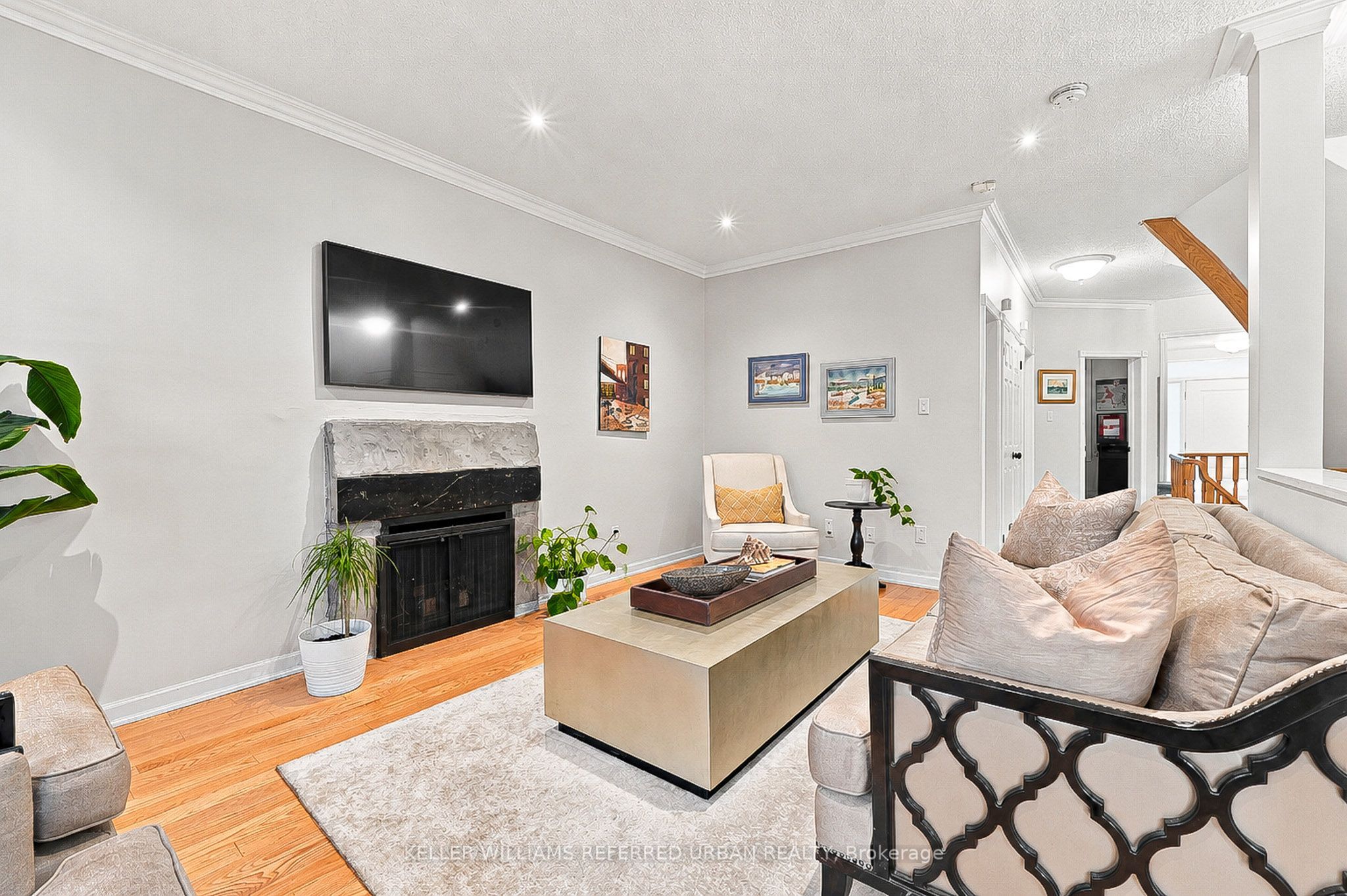 63 Oatlands Crescent Property Photo 15
