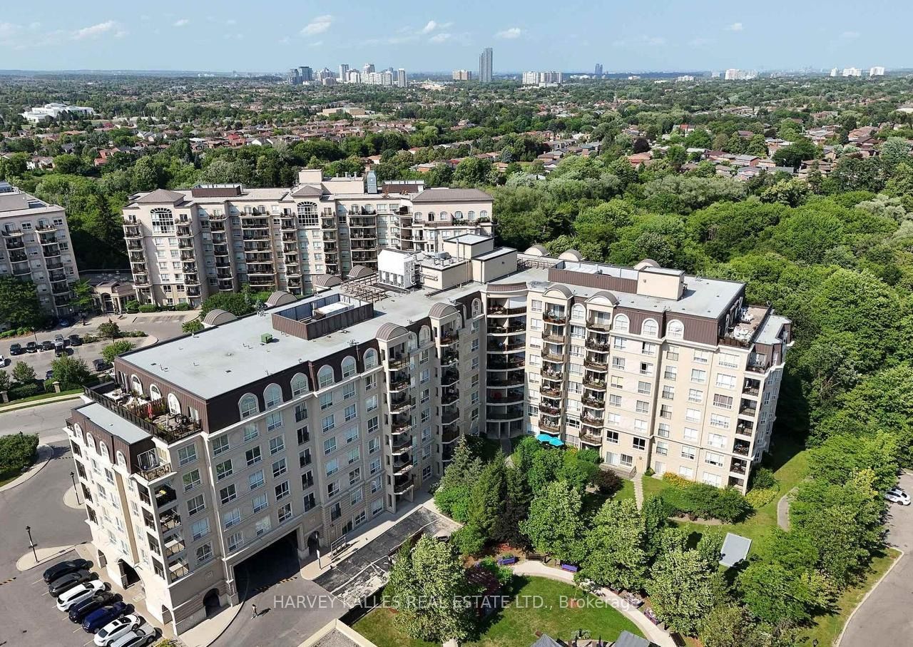 1 Maison Parc Court 704 Property Photo 1