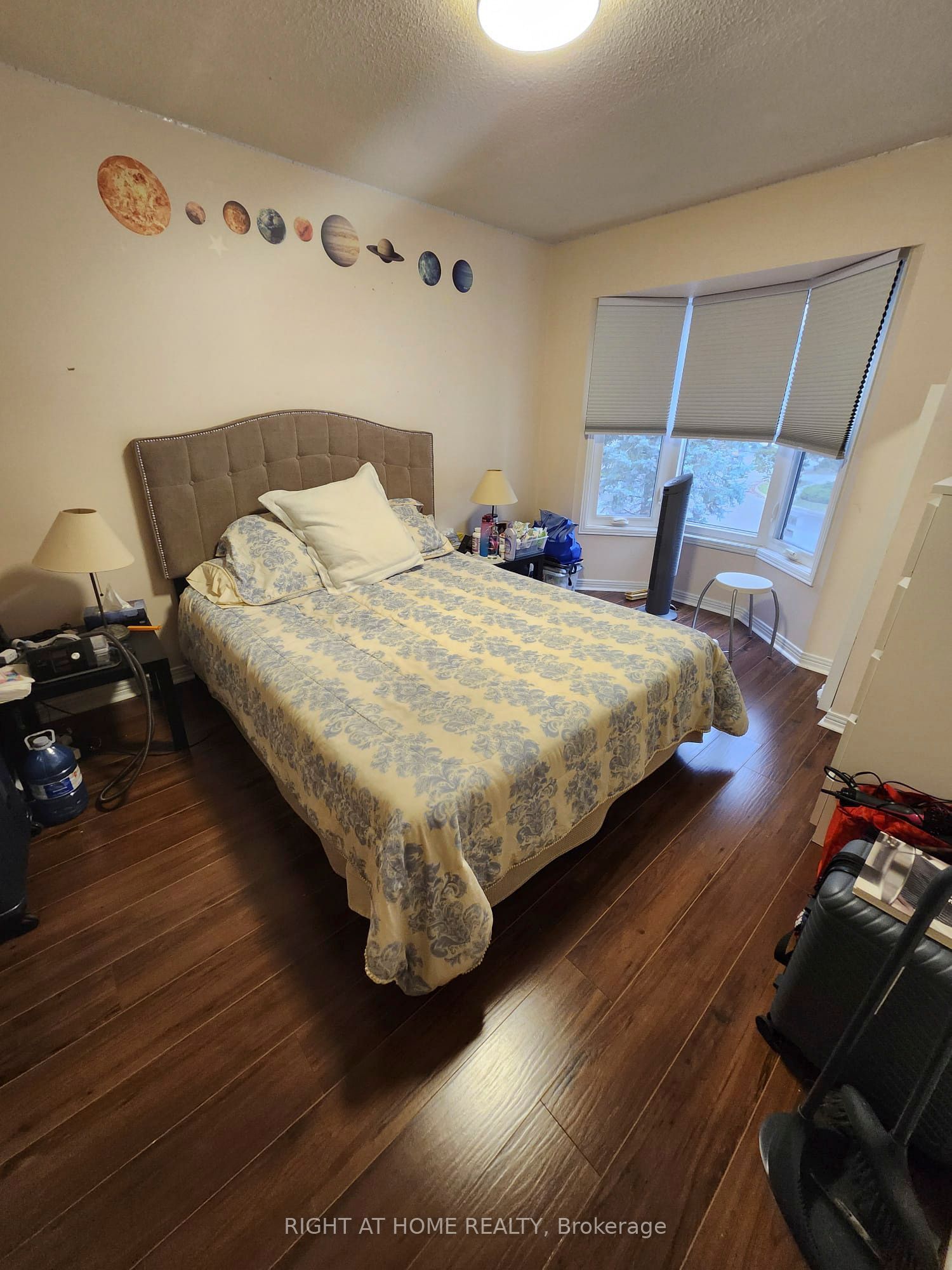 100 Jessica Gardens Property Photo 2