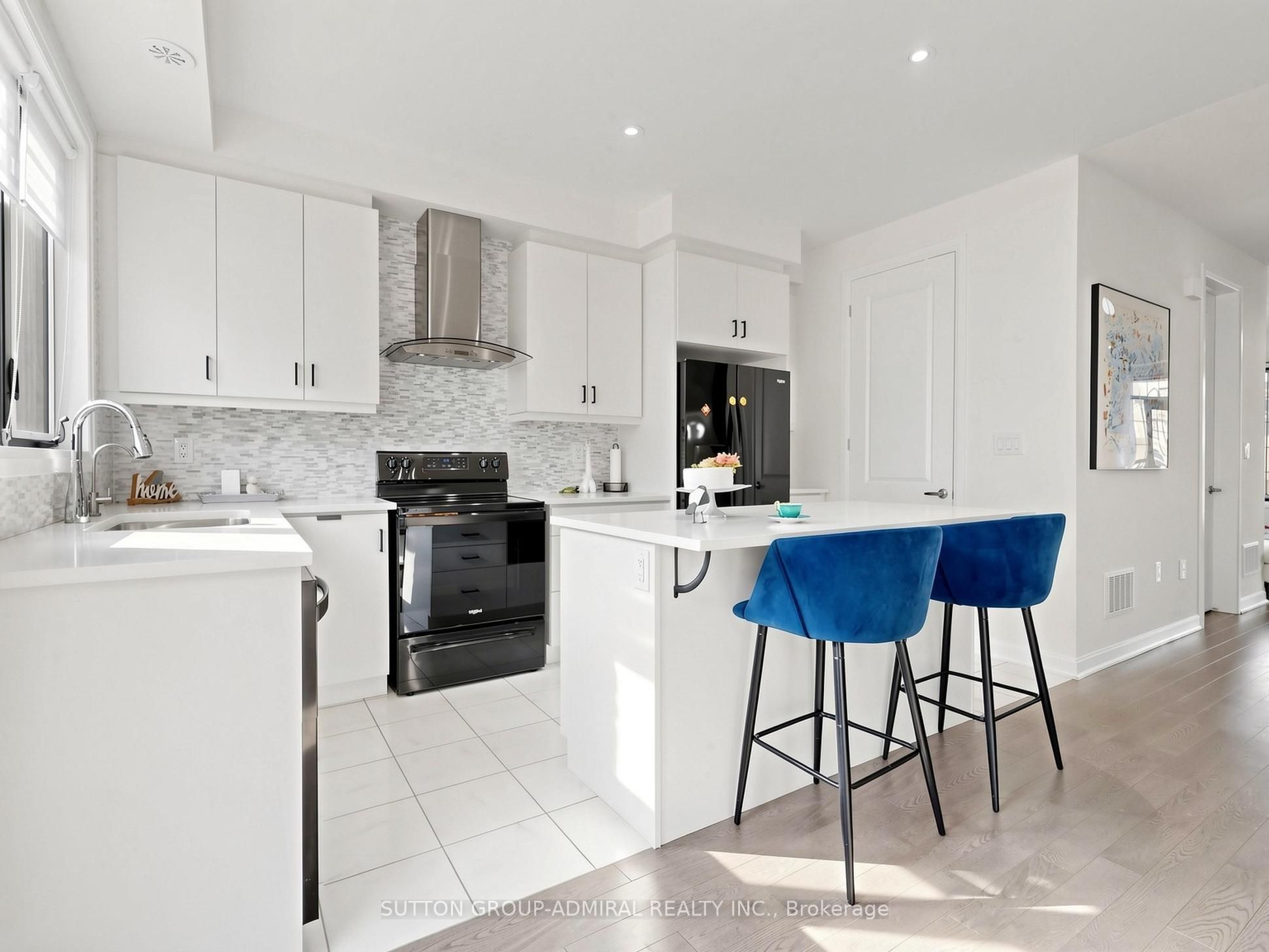 85 Casely Avenue Property Photo 12