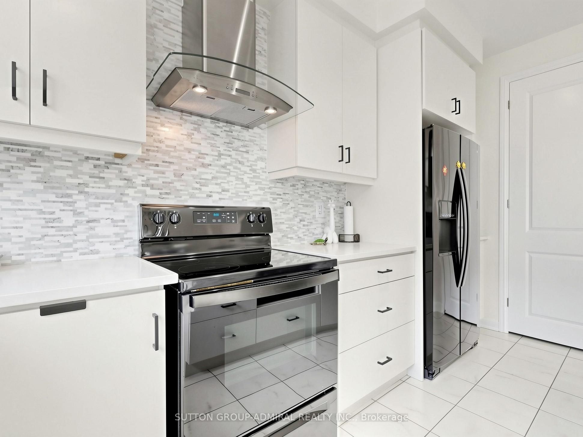 85 Casely Avenue Property Photo 13