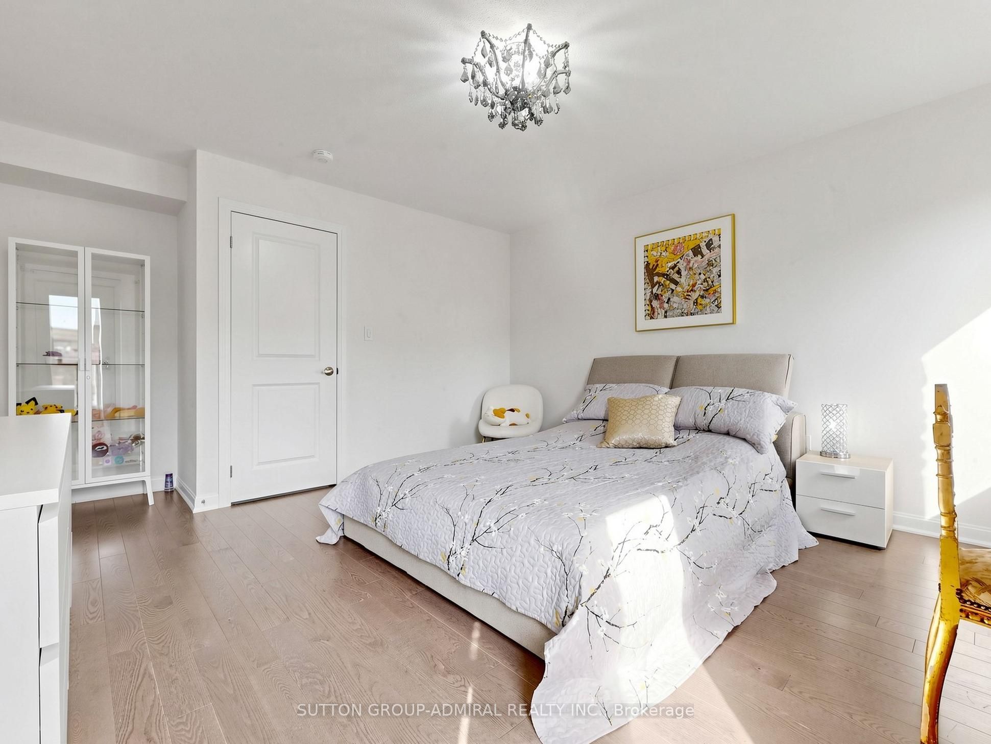 85 Casely Avenue Property Photo 18
