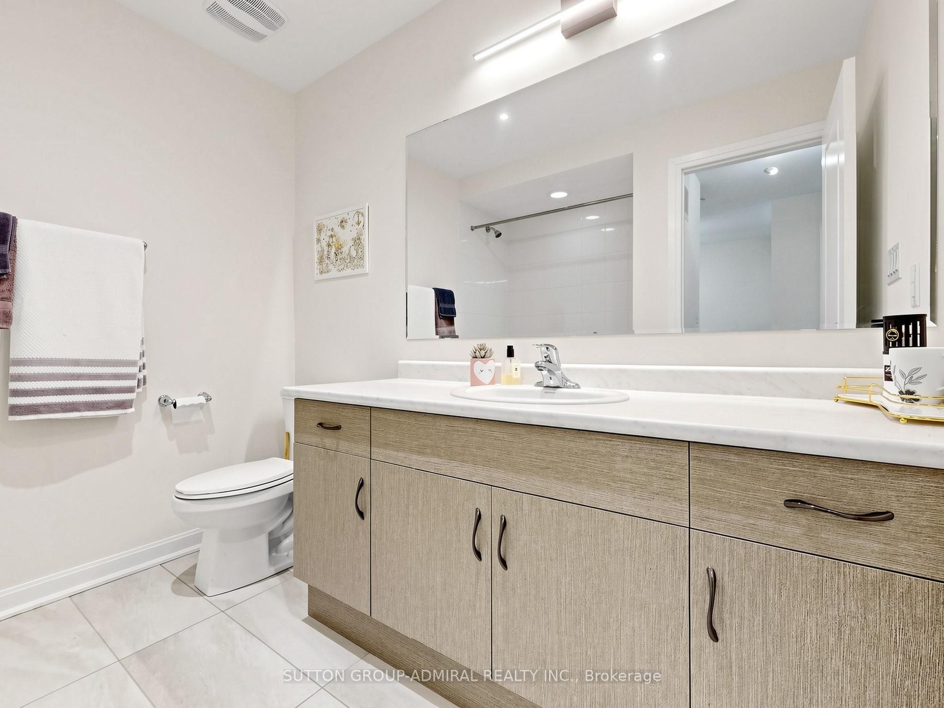 85 Casely Avenue Property Photo 24
