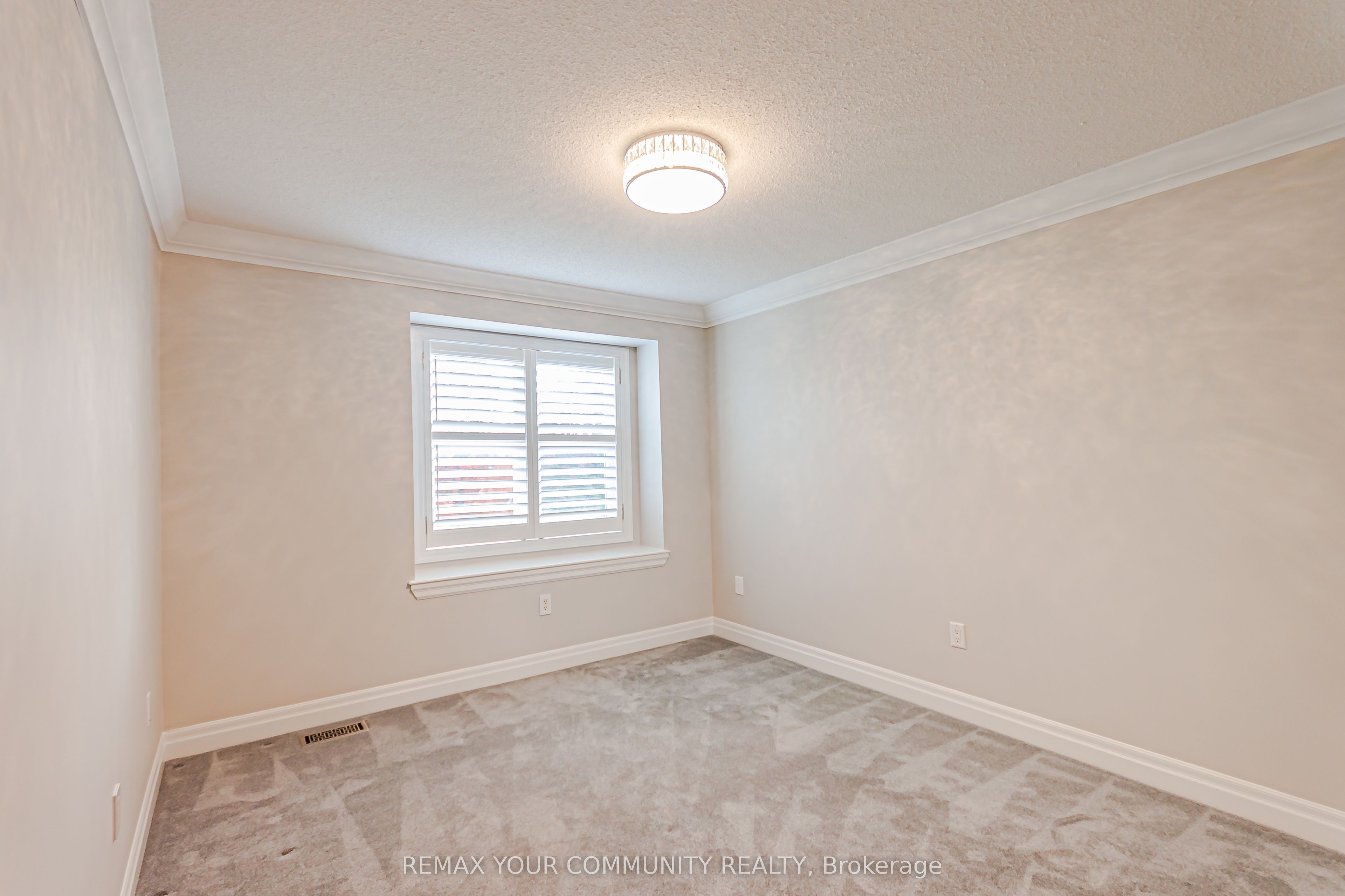5 Chippenham Lane Property Photo 35