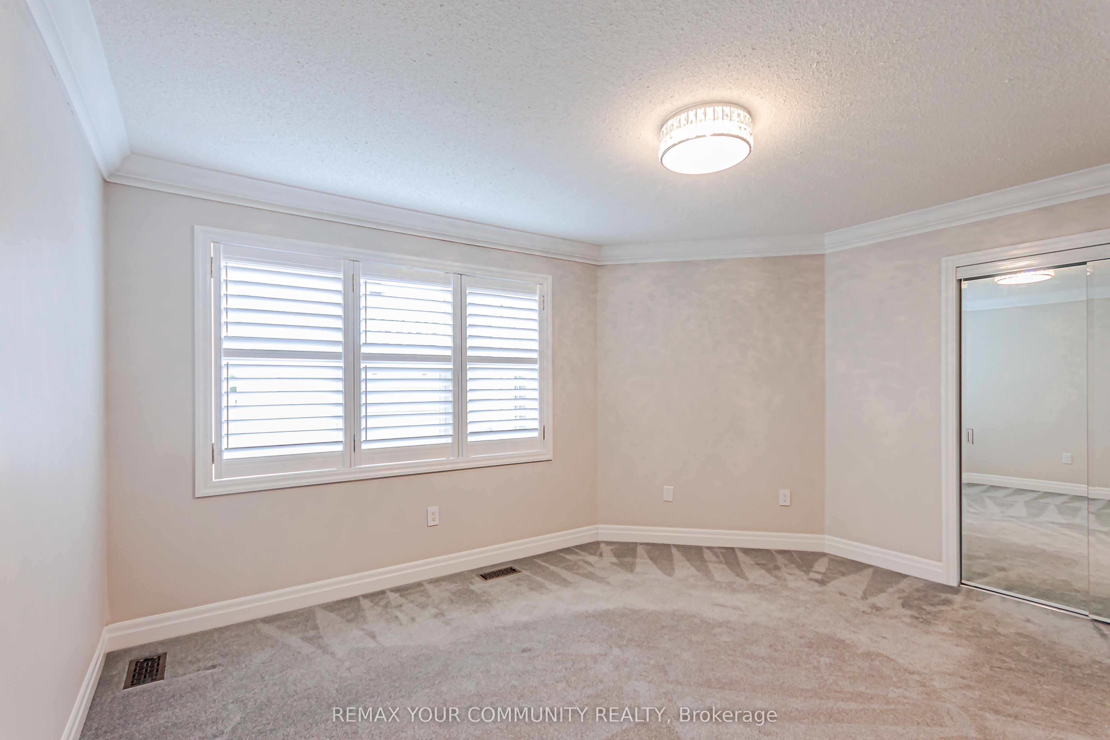 5 Chippenham Lane Property Photo 38