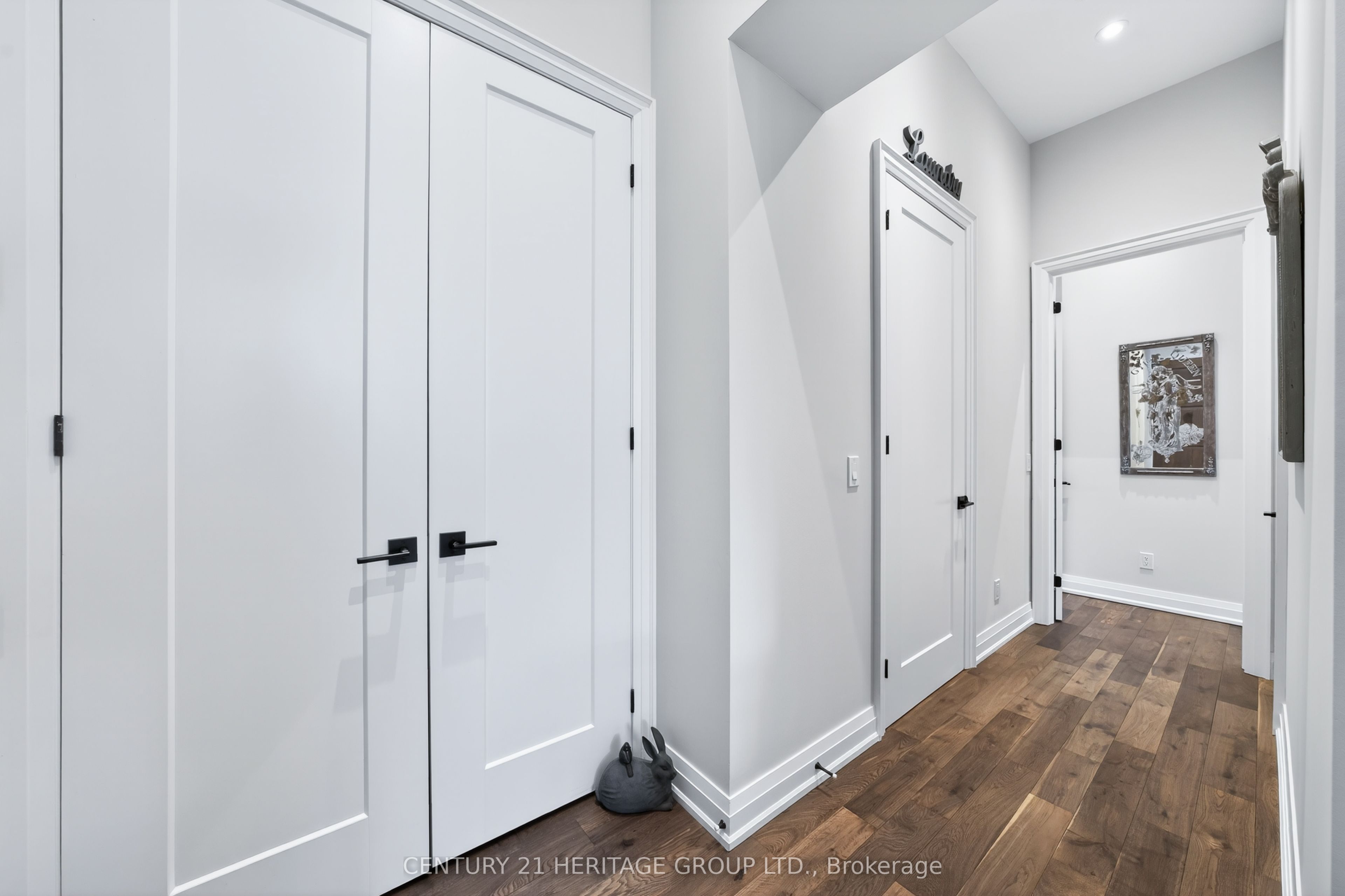 400 Park Avenue 304 Property Photo 16
