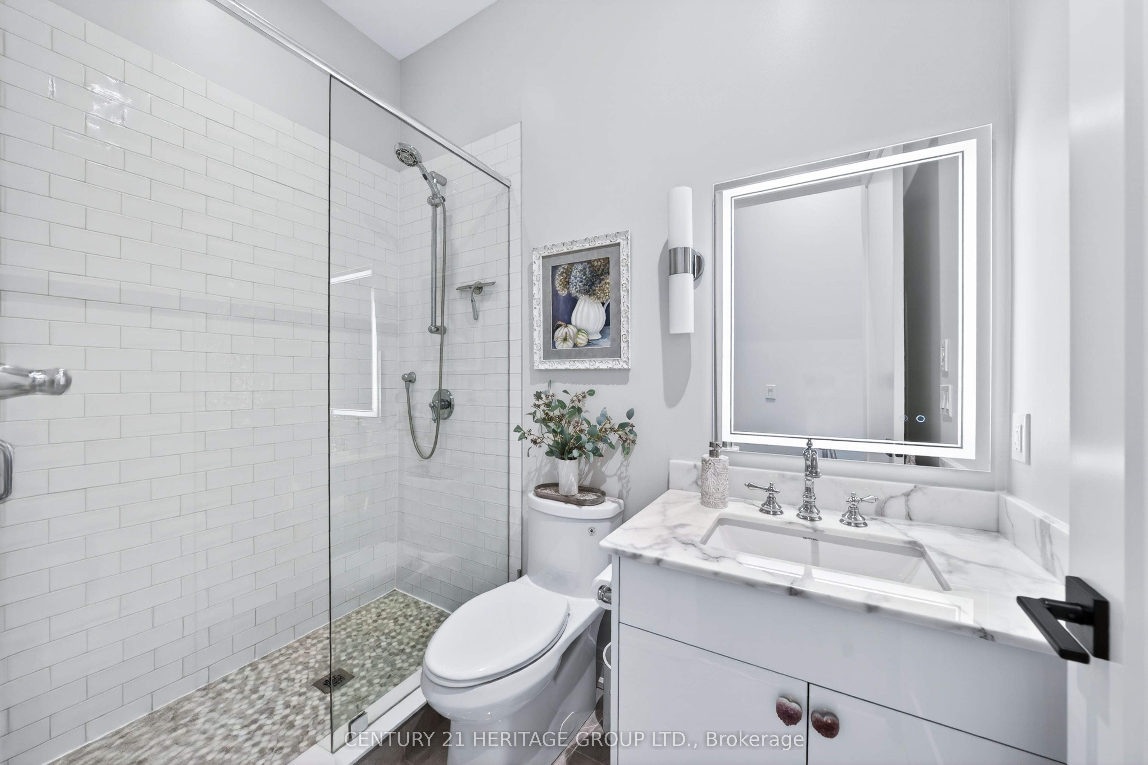 400 Park Avenue 304 Property Photo 21