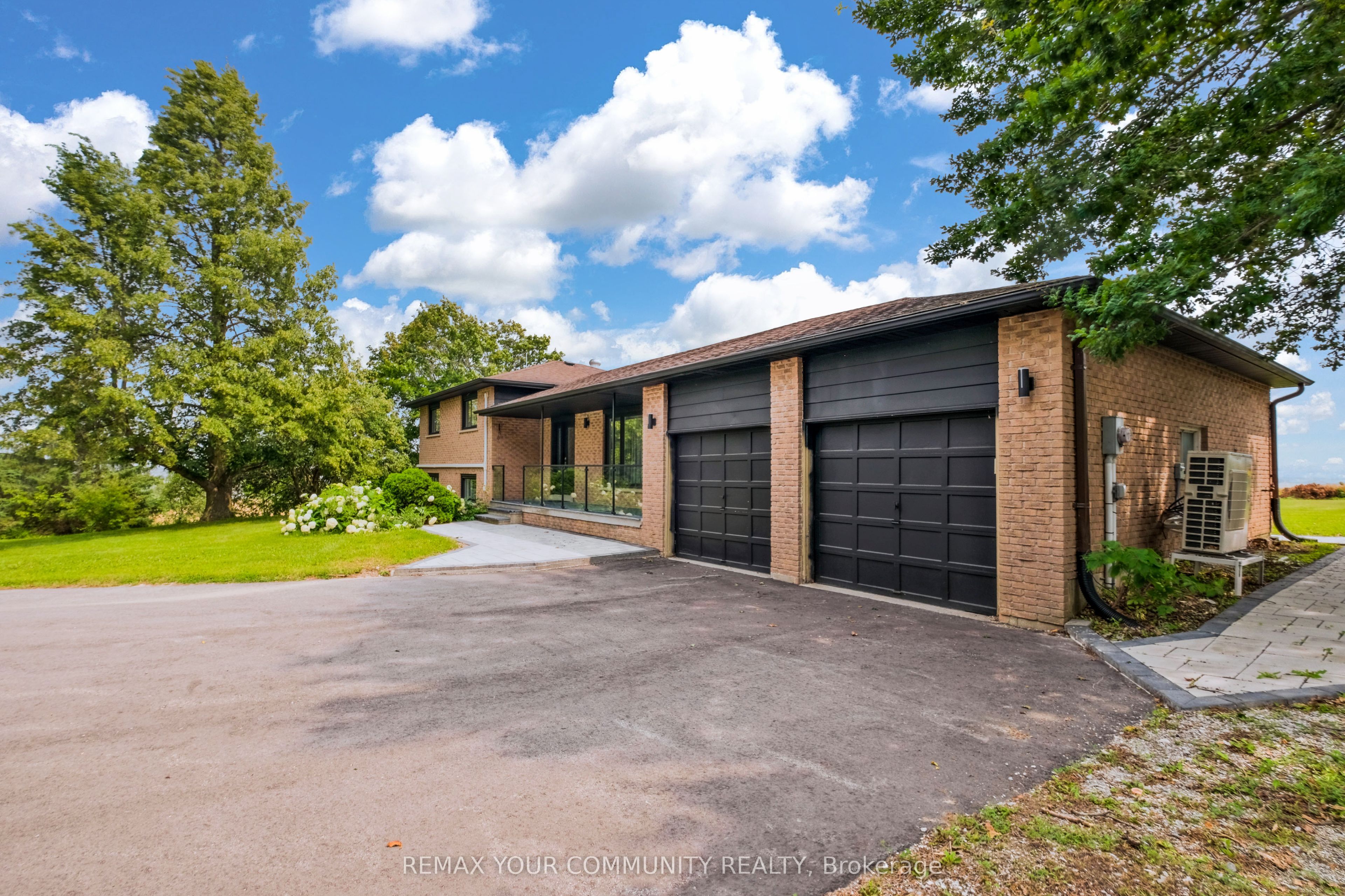 3211 Line 8 Property Photo 3
