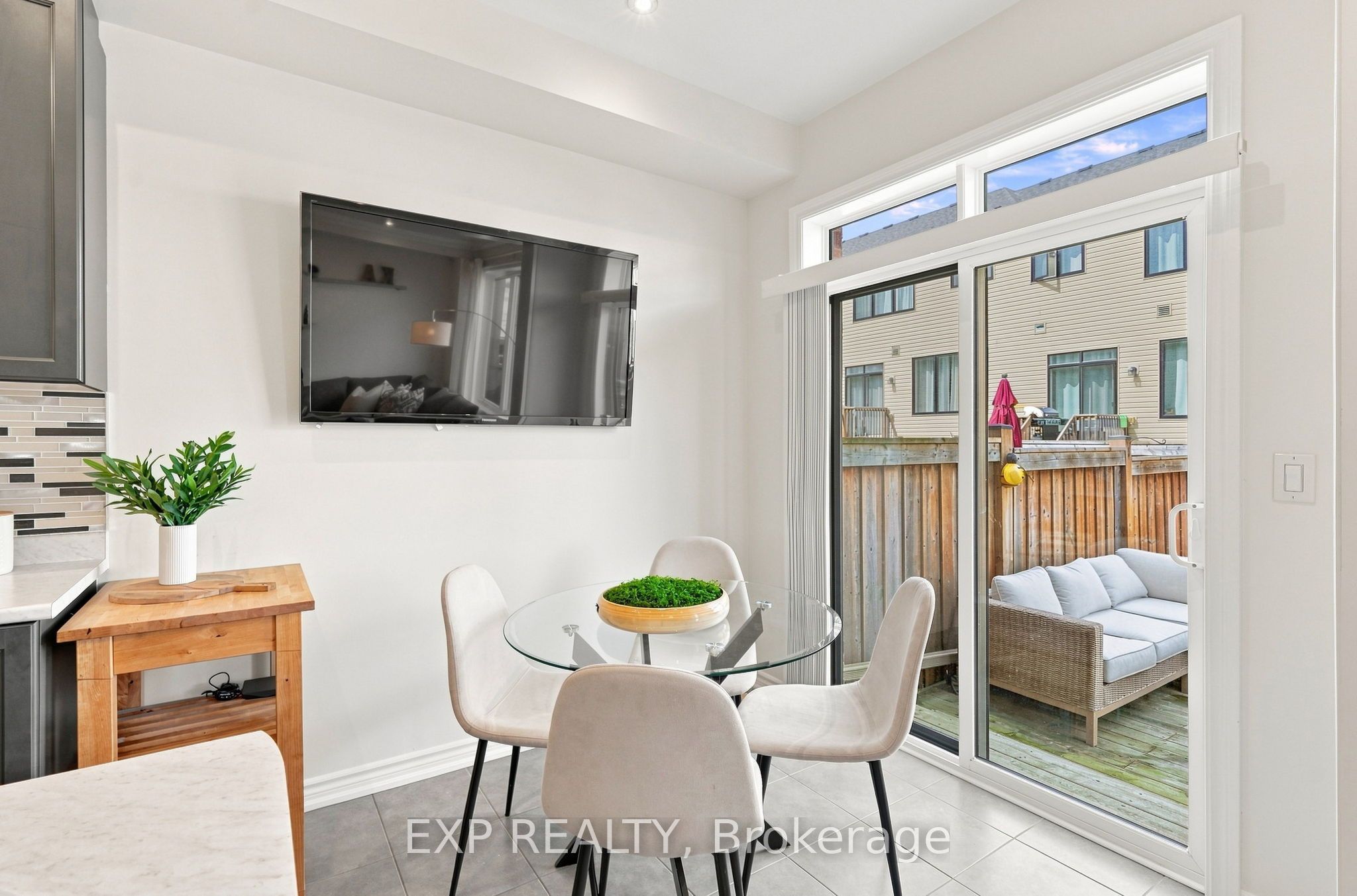 128 Chessington Avenue Property Photo 10
