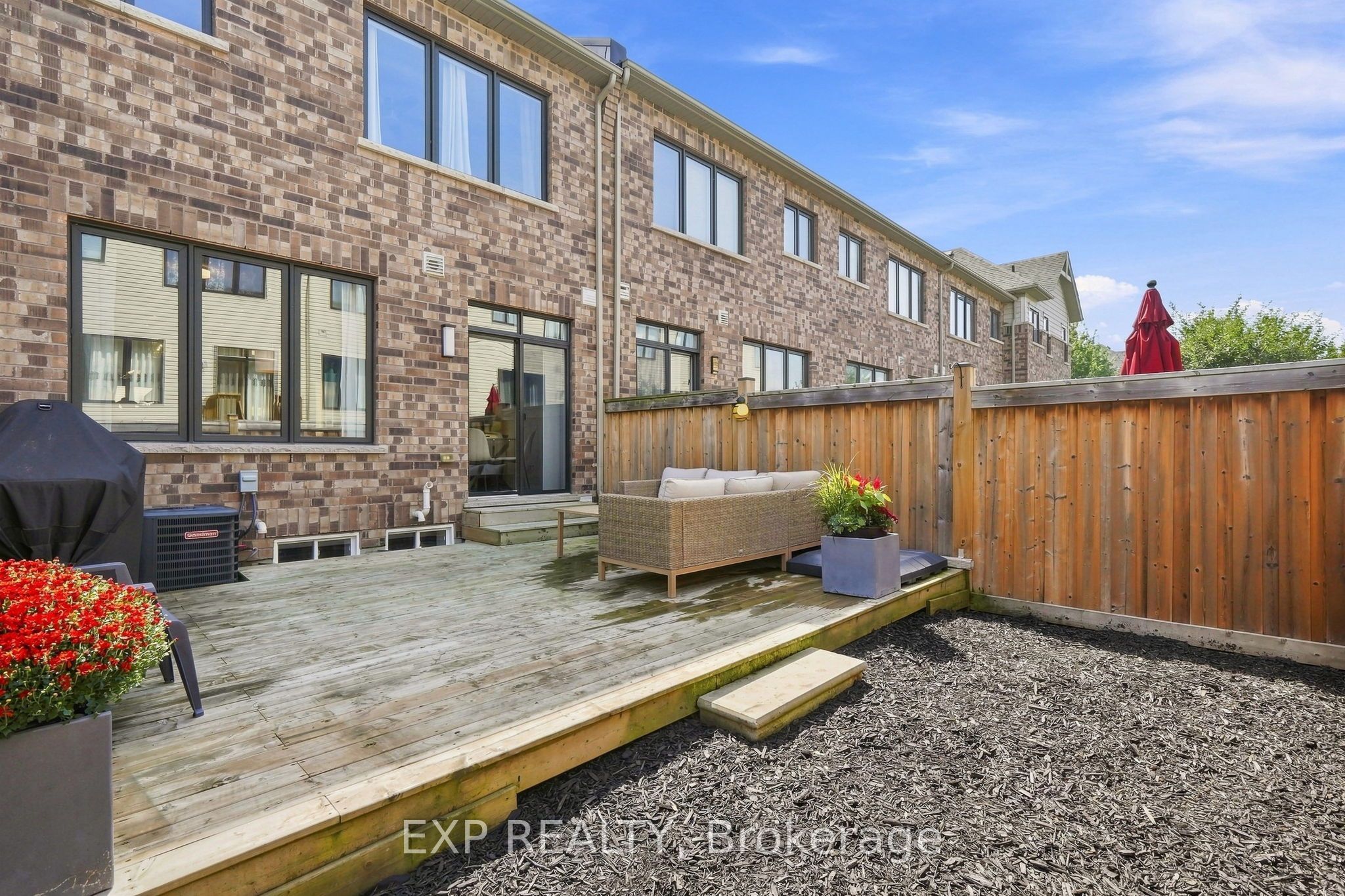 128 Chessington Avenue Property Photo 41