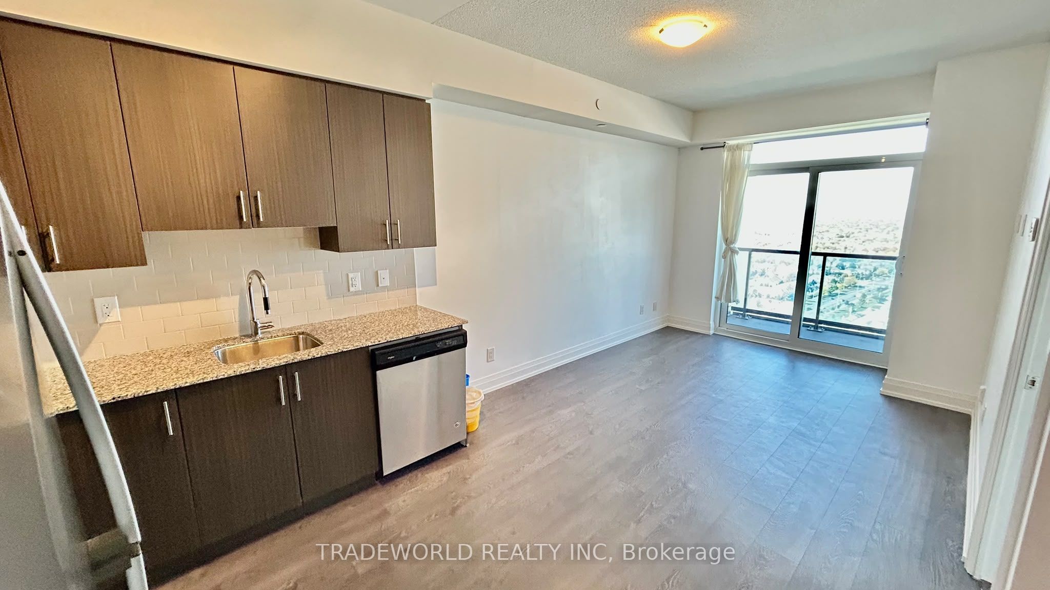 3600 Highway 7 2803 Property Photo 2