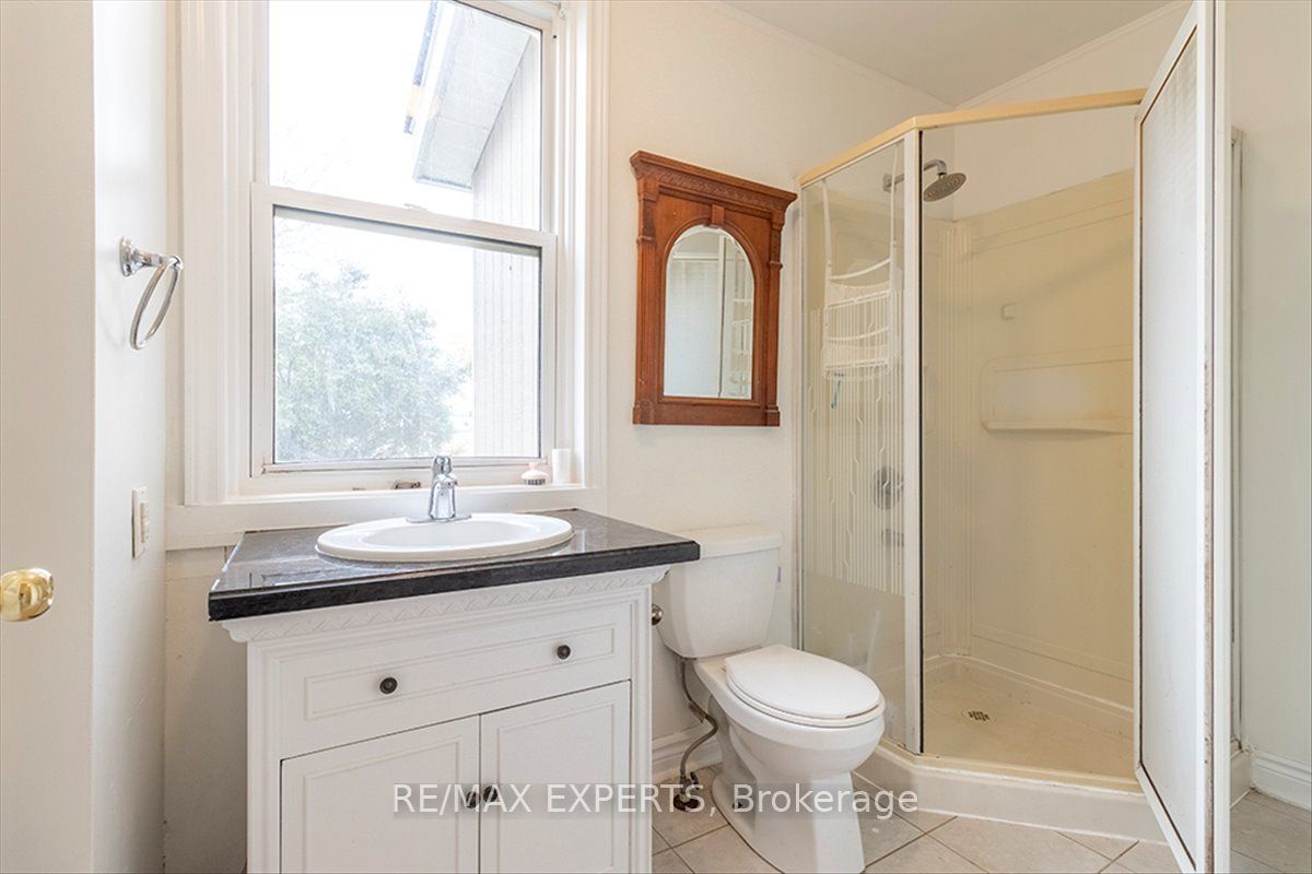 5329 15th Line Property Photo 30