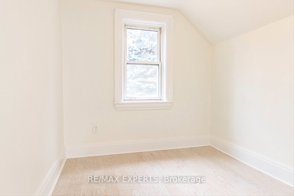 5329 15th Line Property Photo 43