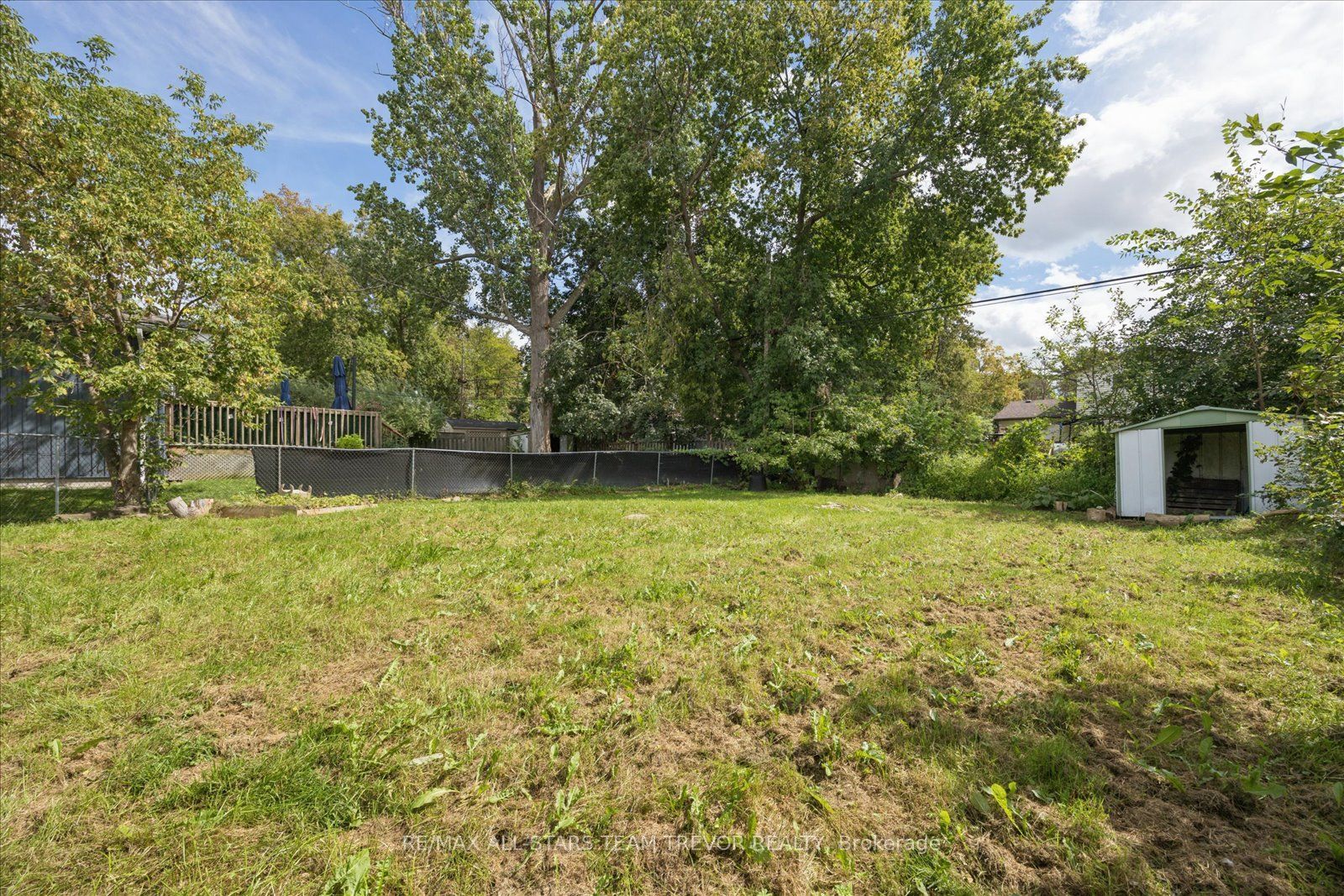 247 Parkway Avenue Property Photo 6