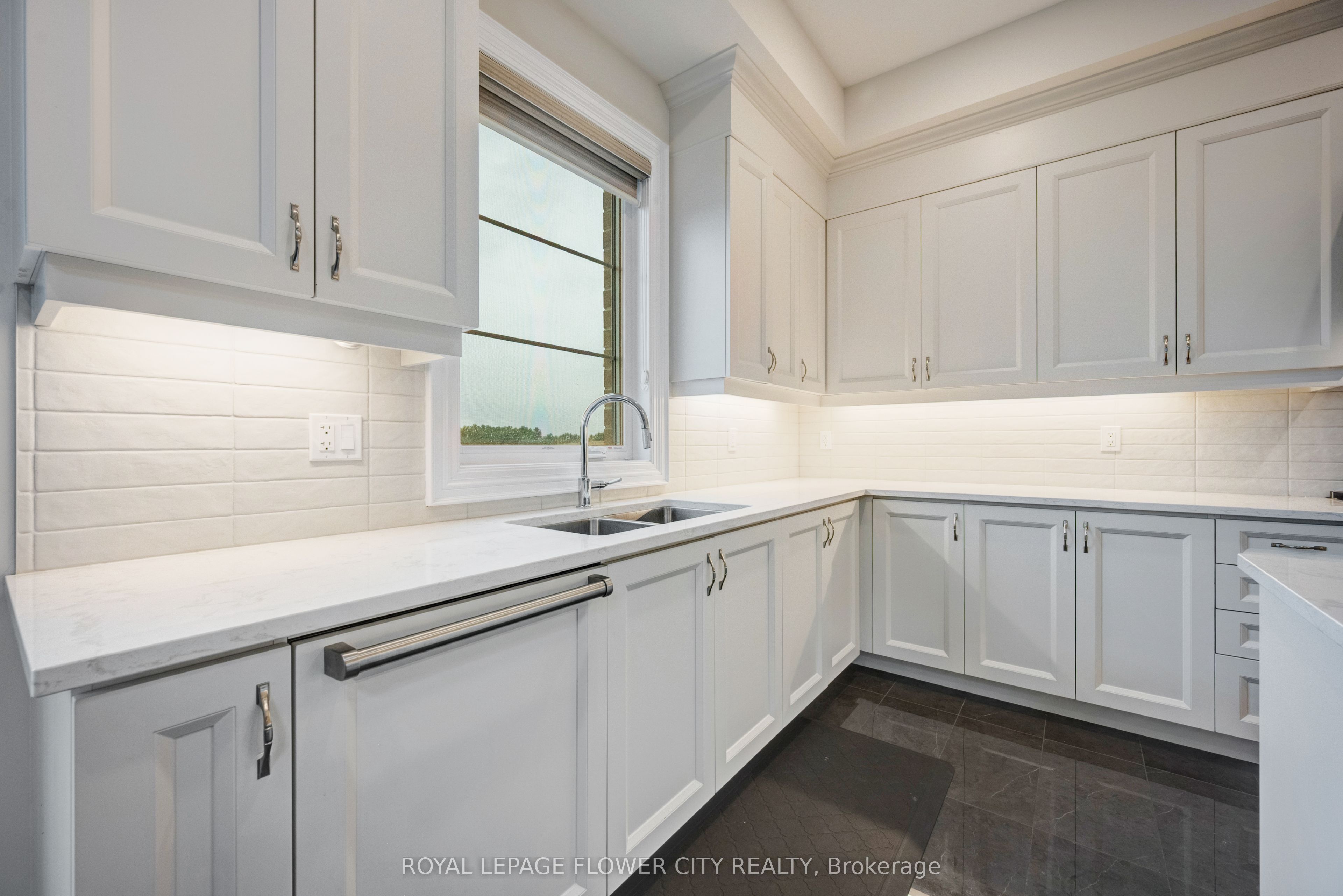 20 Seraville Street Property Photo 15