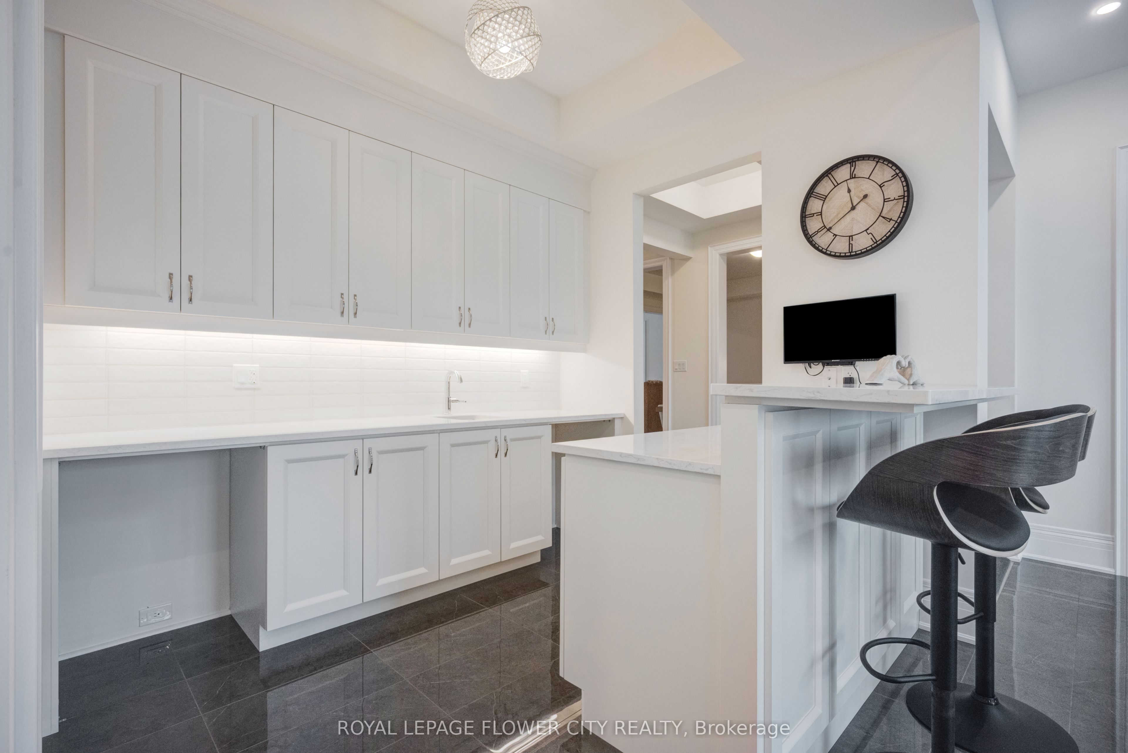 20 Seraville Street Property Photo 17