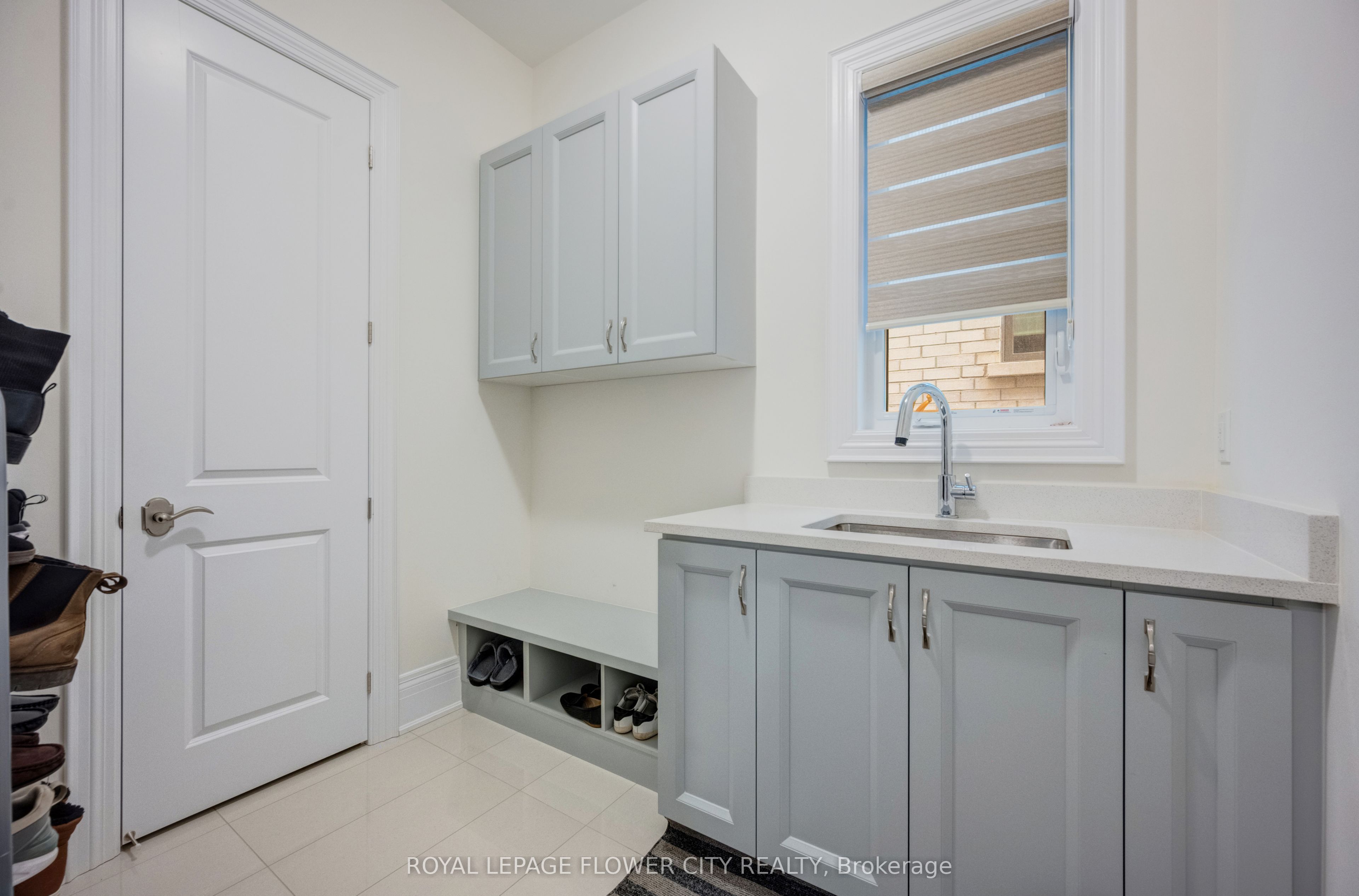 20 Seraville Street Property Photo 27