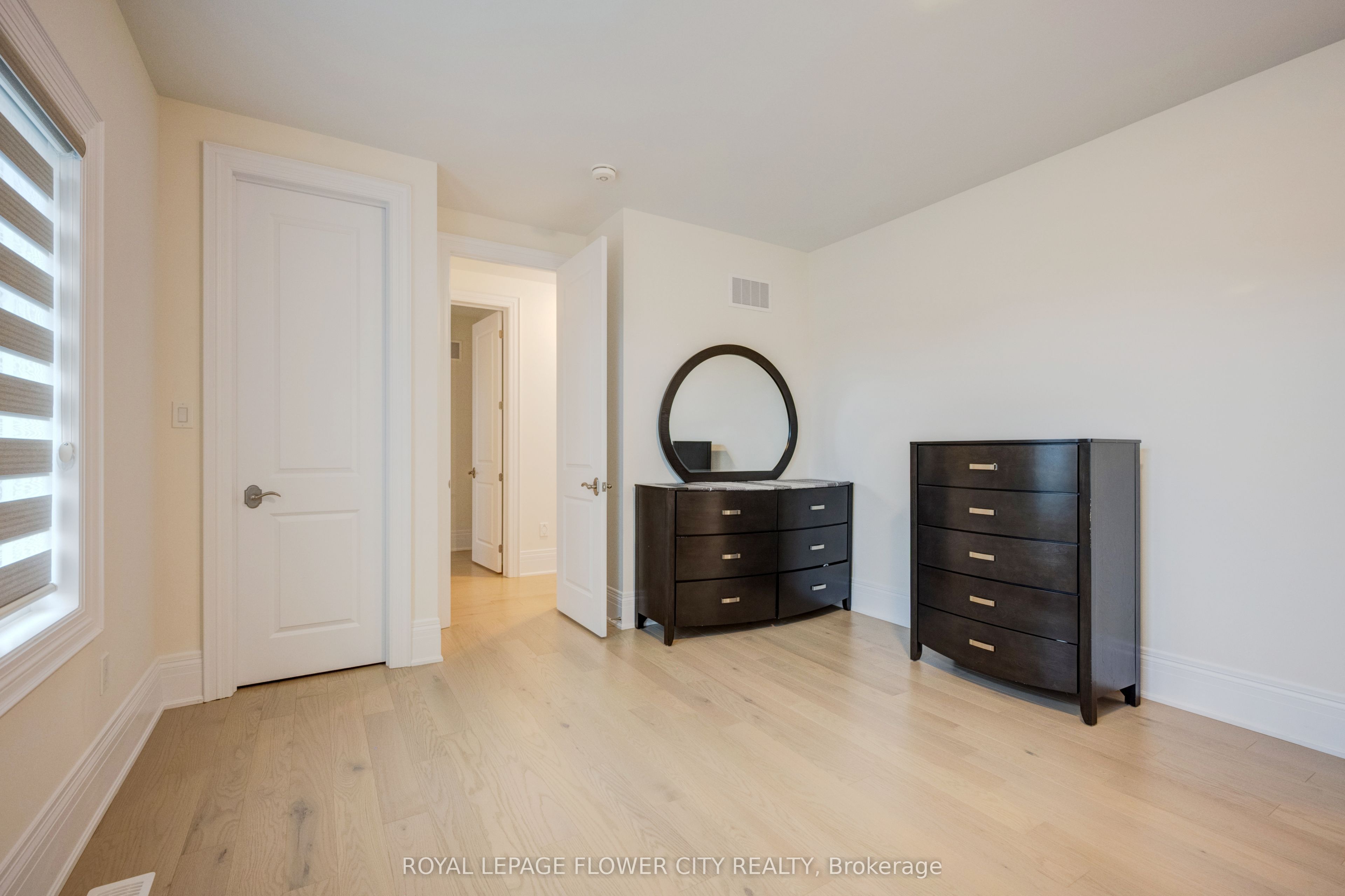 20 Seraville Street Property Photo 35