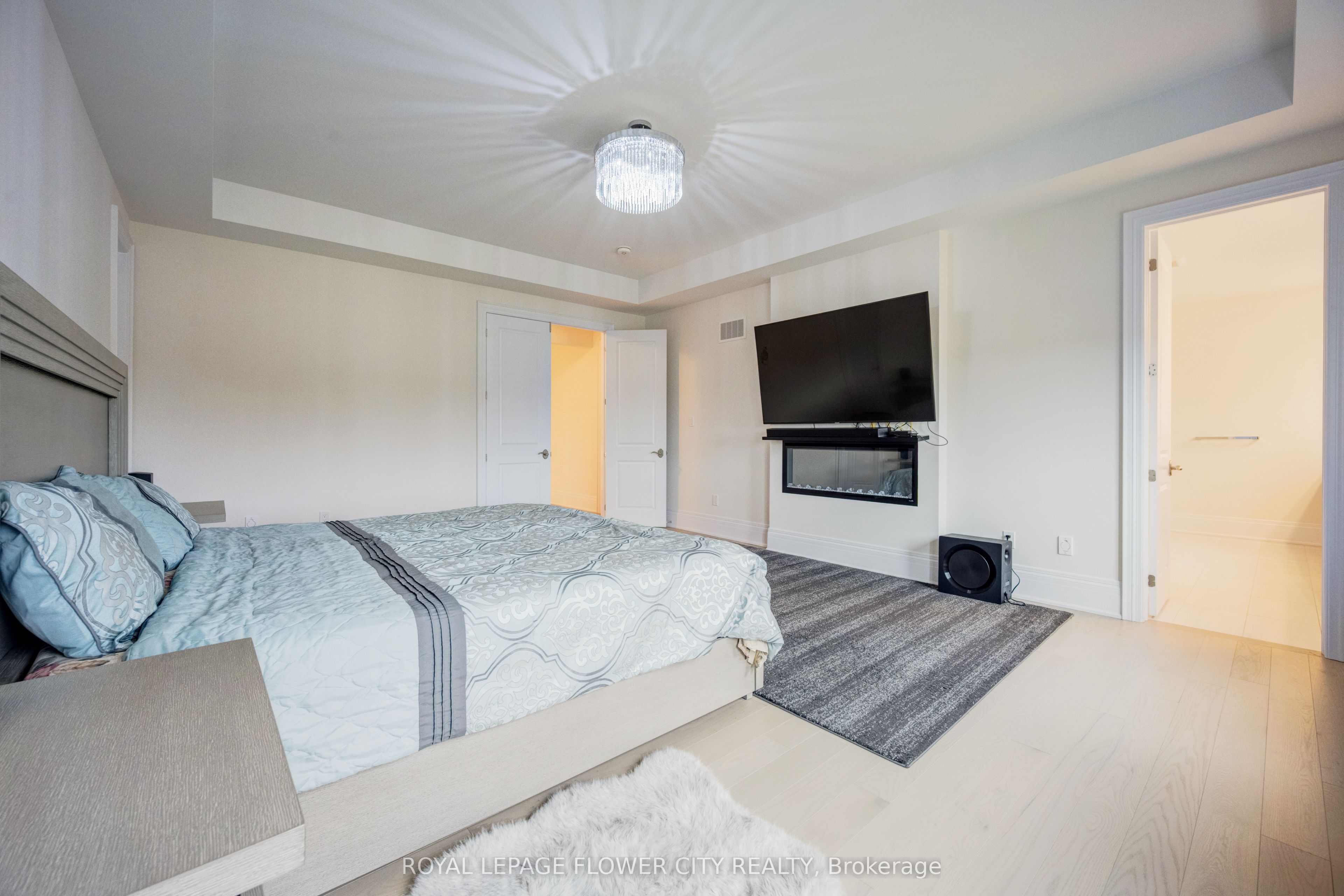 20 Seraville Street Property Photo 39