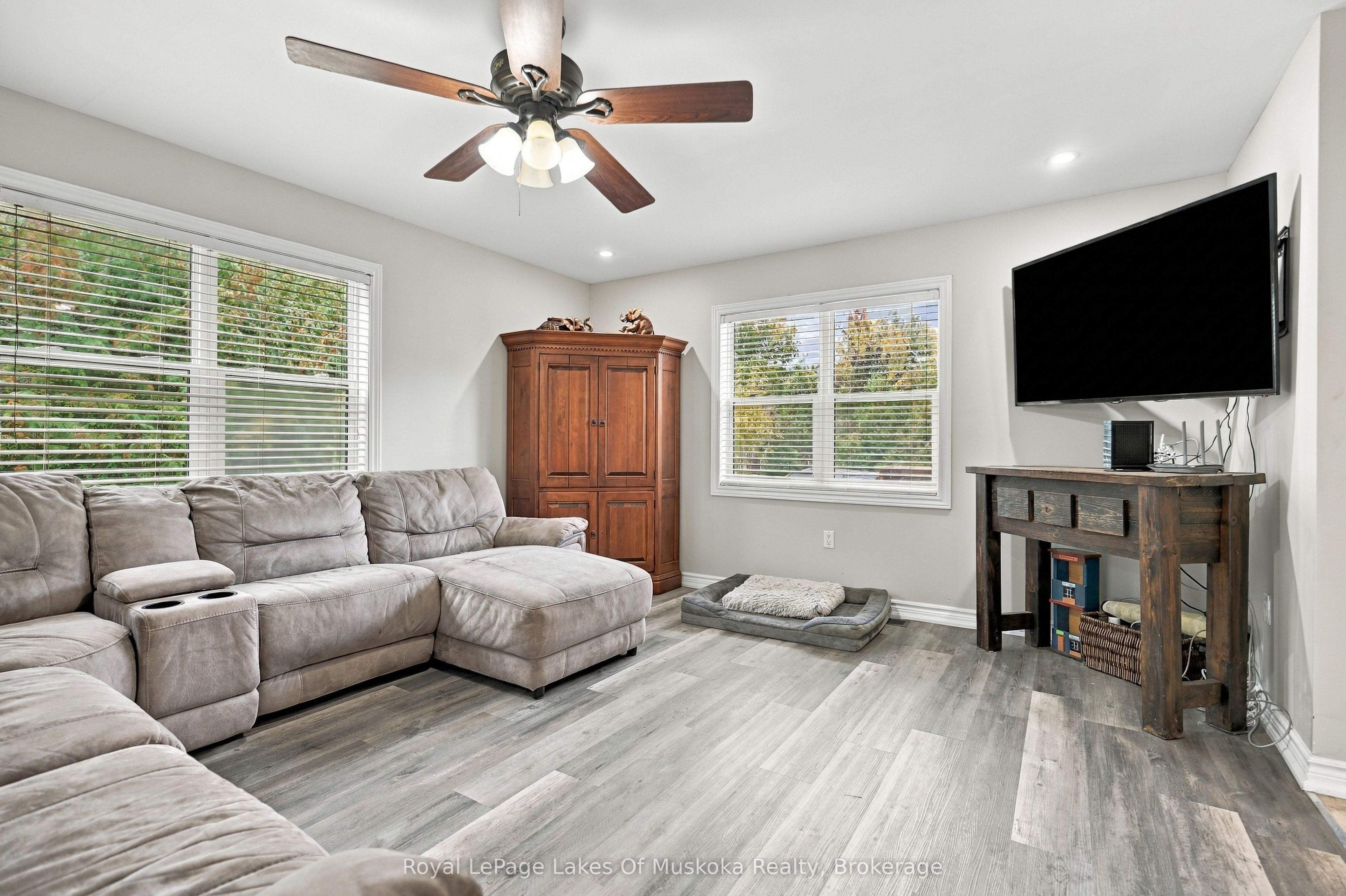 5 Della Street Property Photo 8