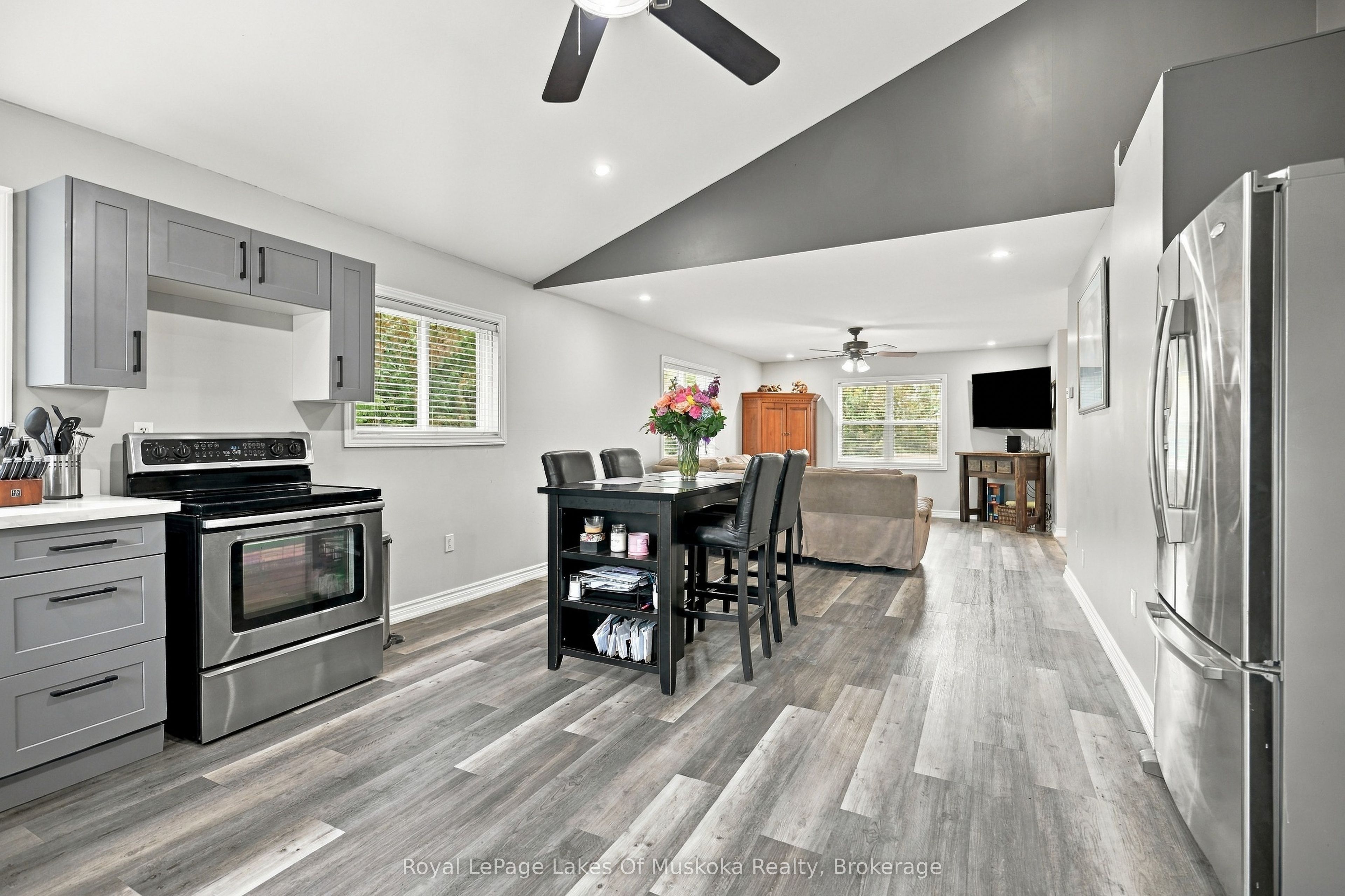 5 Della Street Property Photo 13