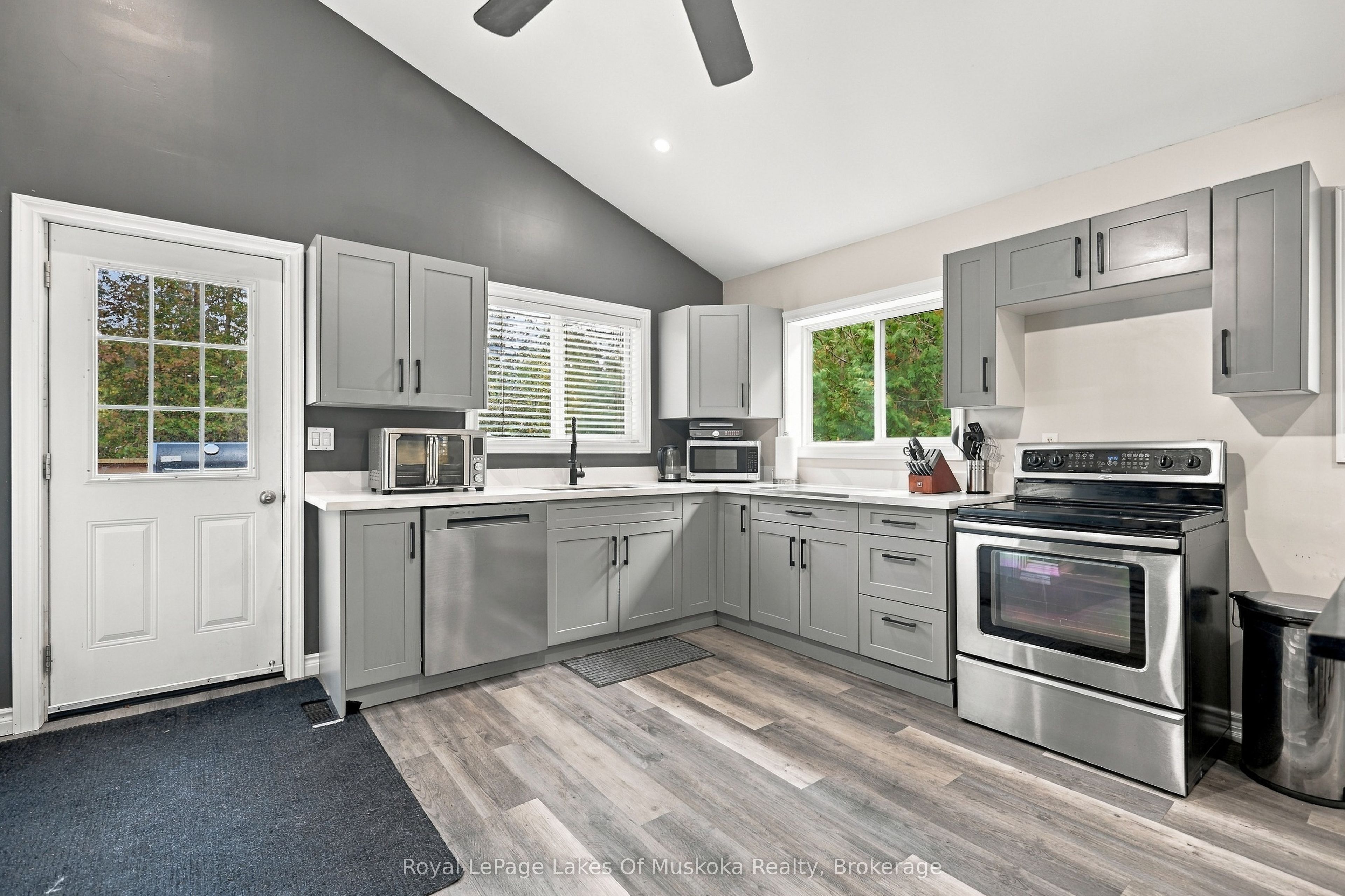 5 Della Street Property Photo 14