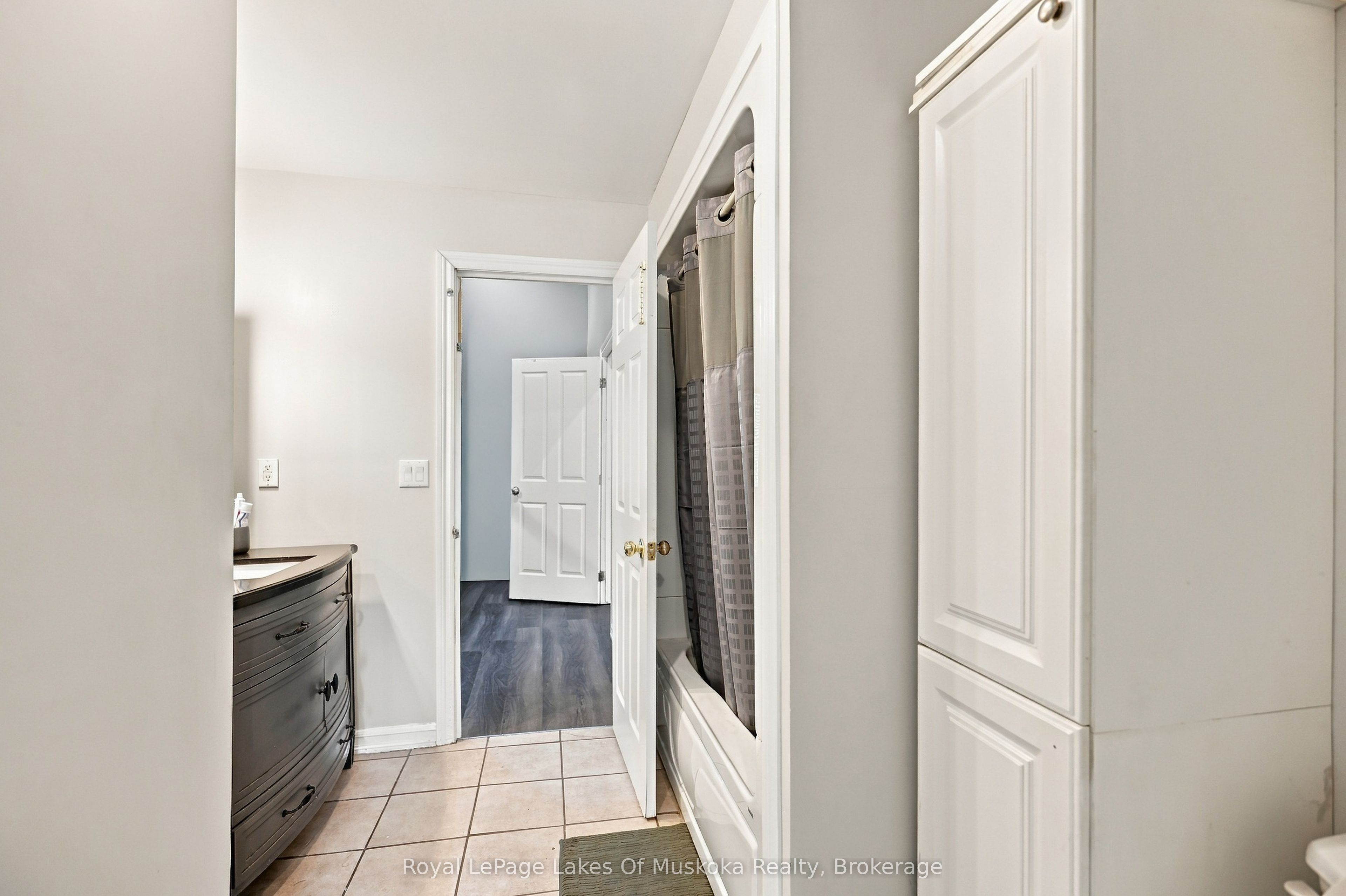 5 Della Street Property Photo 20