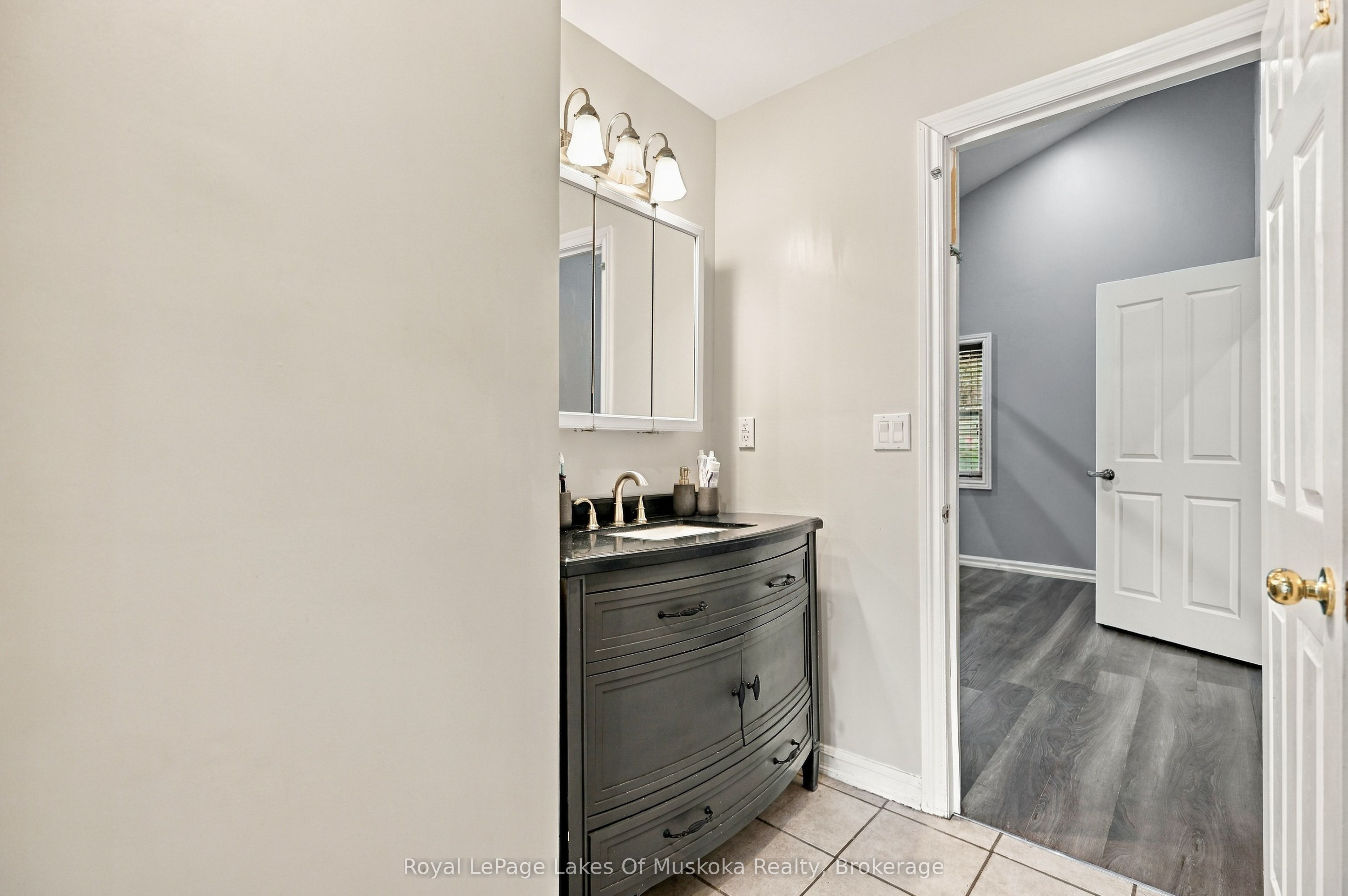 5 Della Street Property Photo 21
