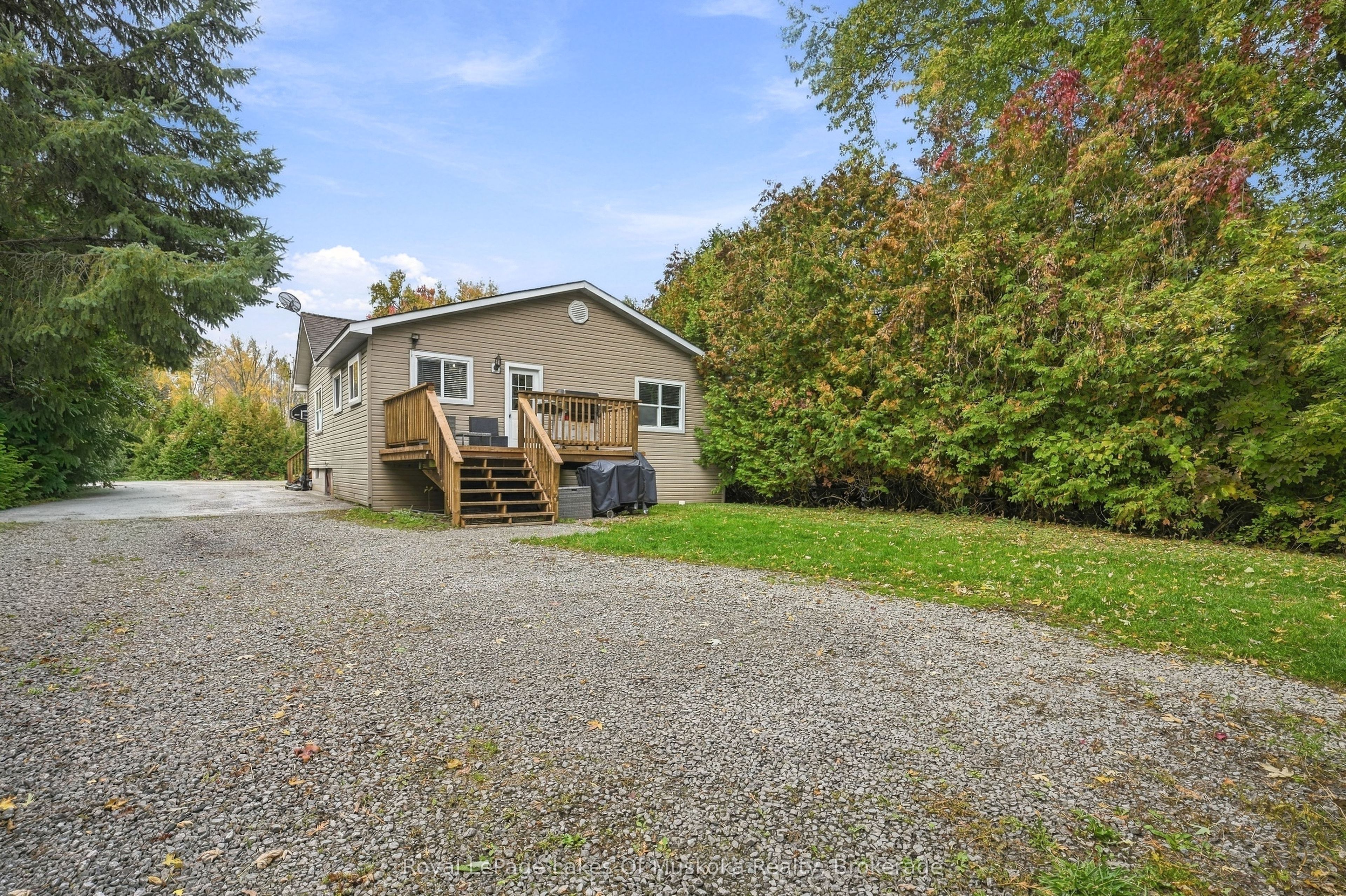 5 Della Street Property Photo 27