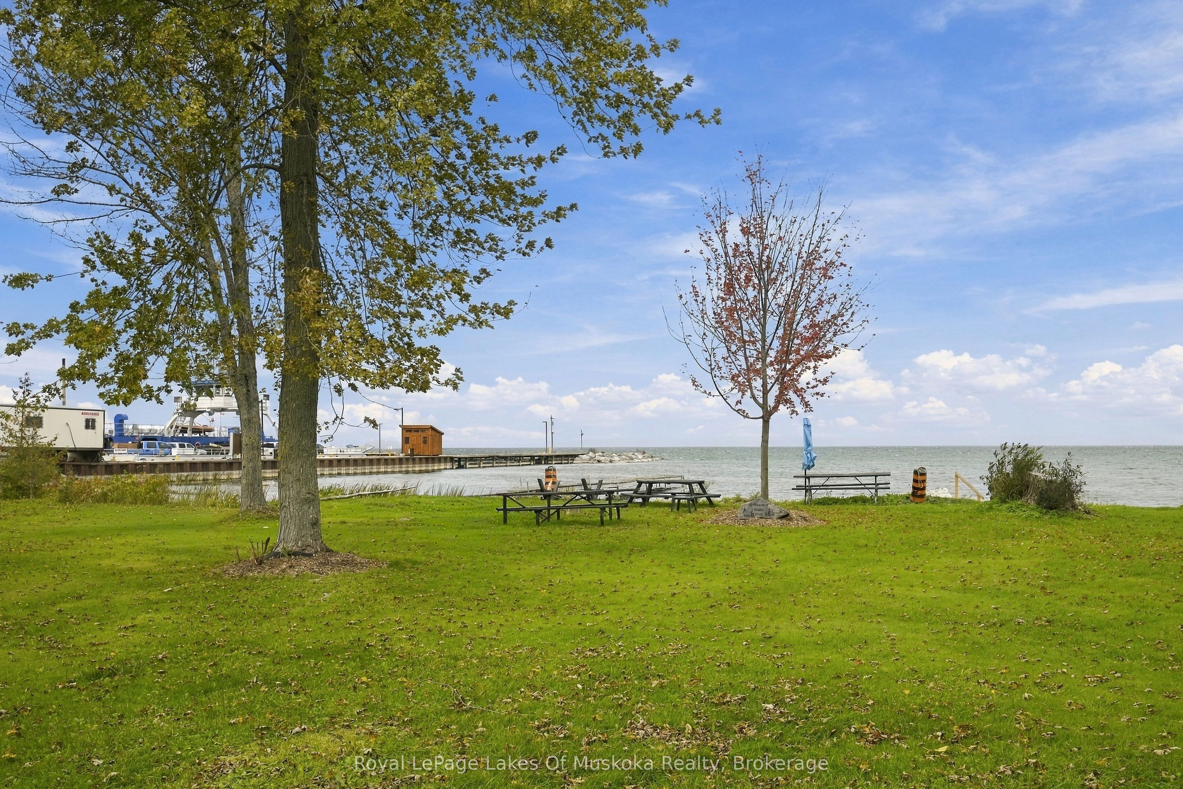 5 Della Street Property Photo 33