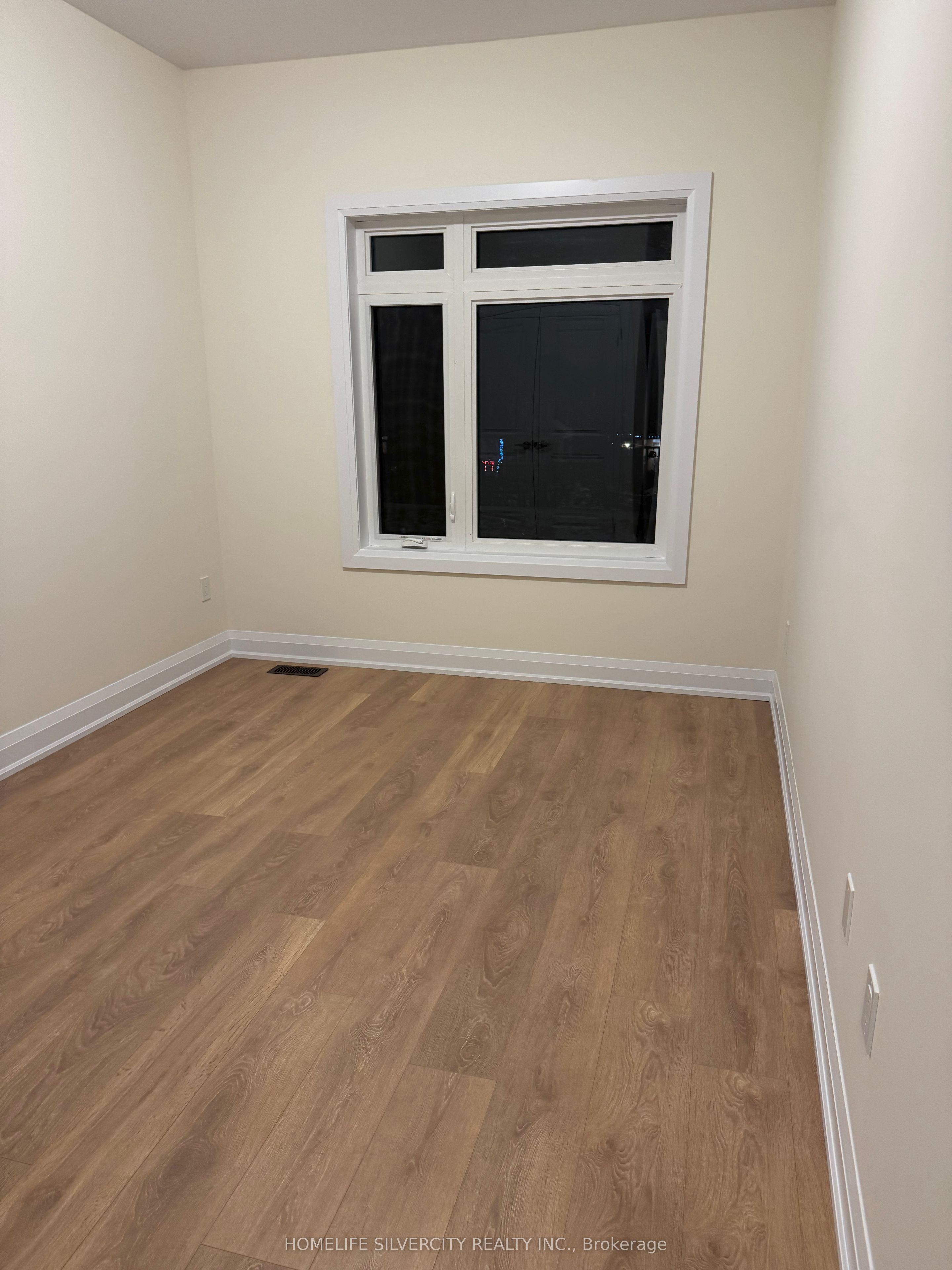 125 Seguin Street Property Photo 6